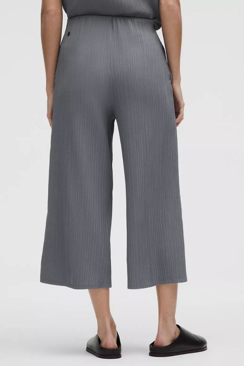 Lululemon Pleated Stretch High-Rise Wide-Leg Cropped Pant-Solar Grey