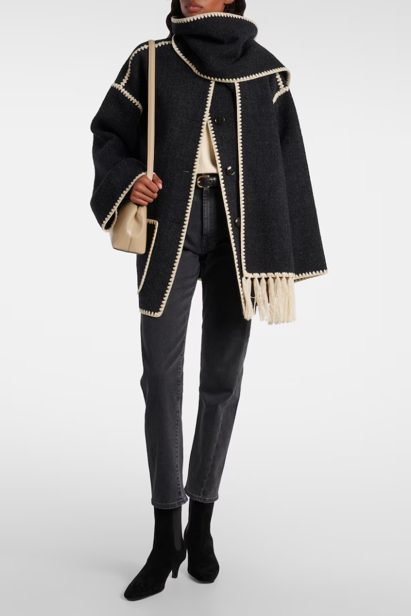 Toteme Vintage Mid-Rise Twisted-Seam Jeans in Grey