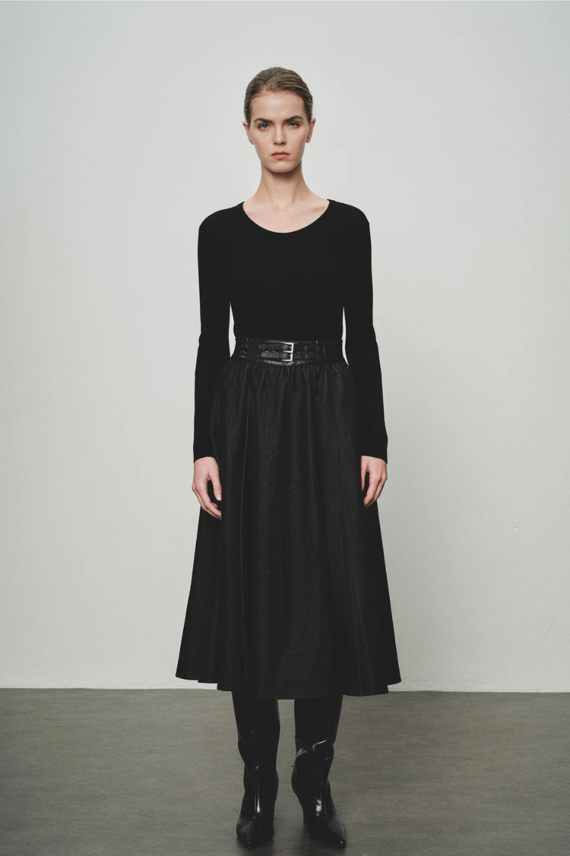 Max Simple Double-Buckle A-Line Skirt Black MSSG262019B