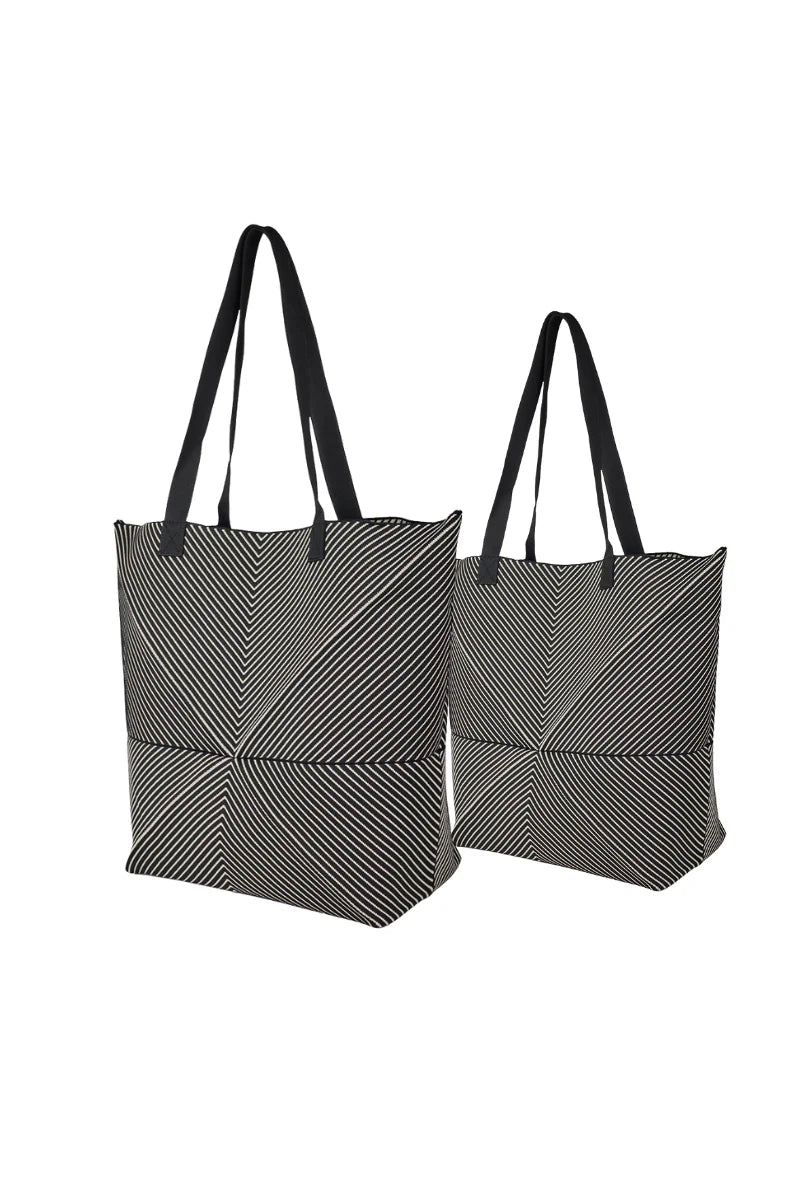 Max Simple Foldable Knit Big Bag-Black/White