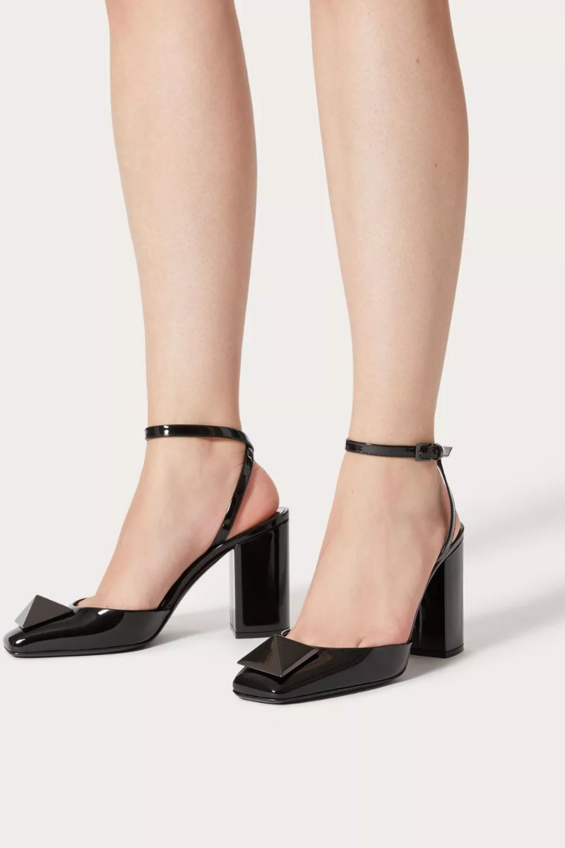 Valentino Garavani One Stud 90mm Patent Leather Pumps In Black