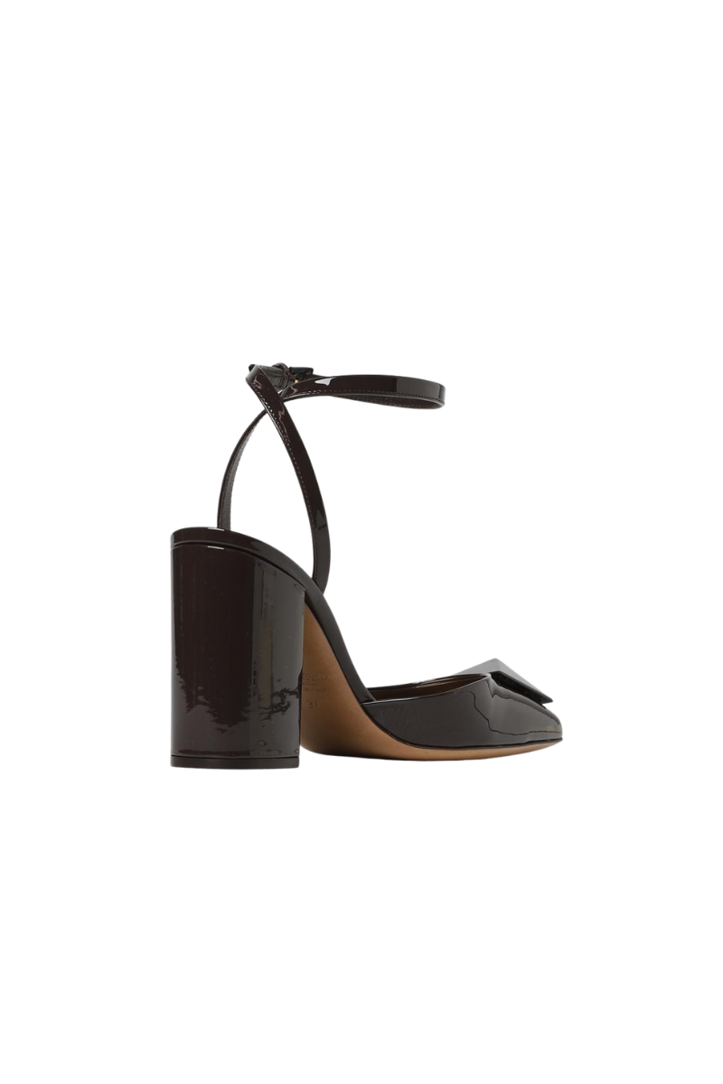 Valentino Garavani One Stud 90mm Patent Leather Pumps In Black
