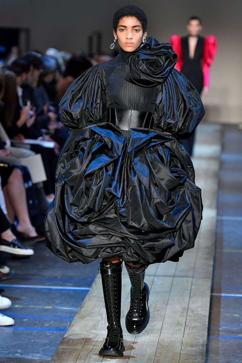 Alexander McQueen Leather knee-high boots 595466WHZ81