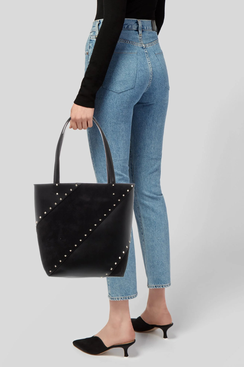 Valentino Garavani Valentino Rockstud Wispy Leather Tote Bag In Black