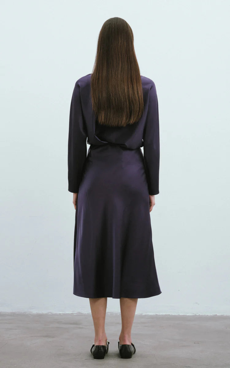 Max Simple Roundneck Silk Top Ultra Violet