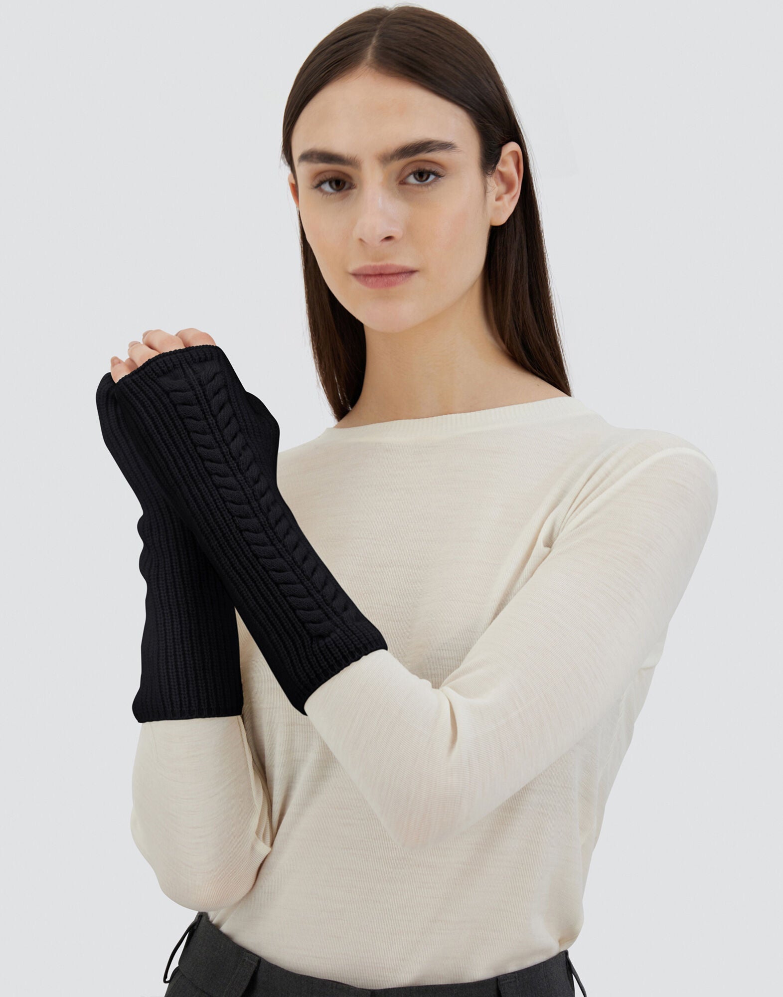 HERNO WOMEN'S GLOVE MANIC005D-70184-9300 NWT