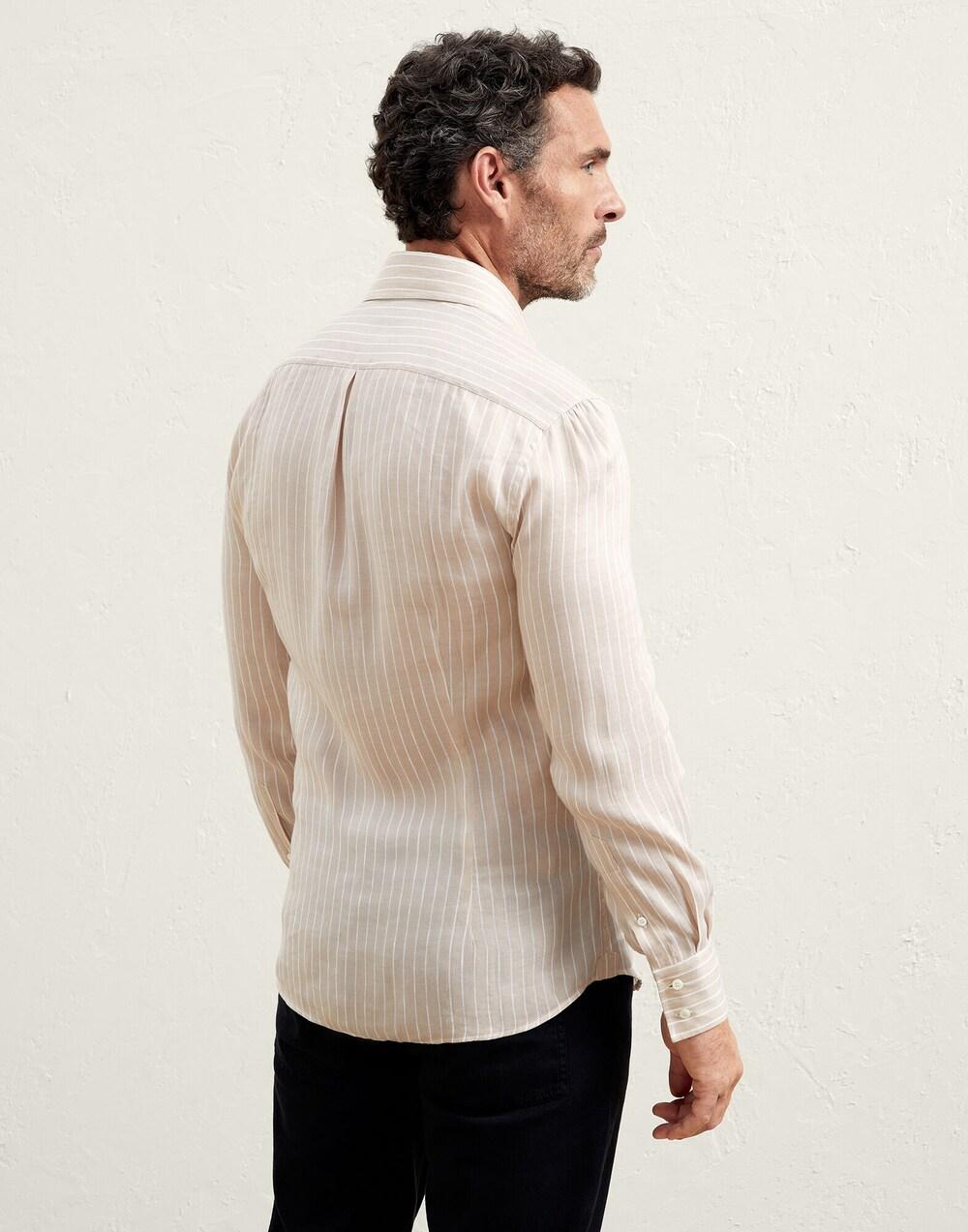 BRUNELLO CUCINELLI MEN'S BEIGE AND WHITE STRIPED SHIRT