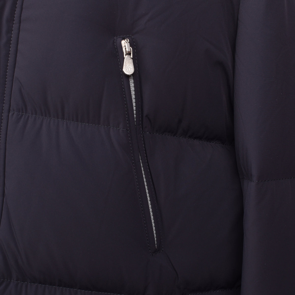 BRUNELLO CUCINELLI MEN'S NAVY MEDIUM GRAY PUFFER JACKET