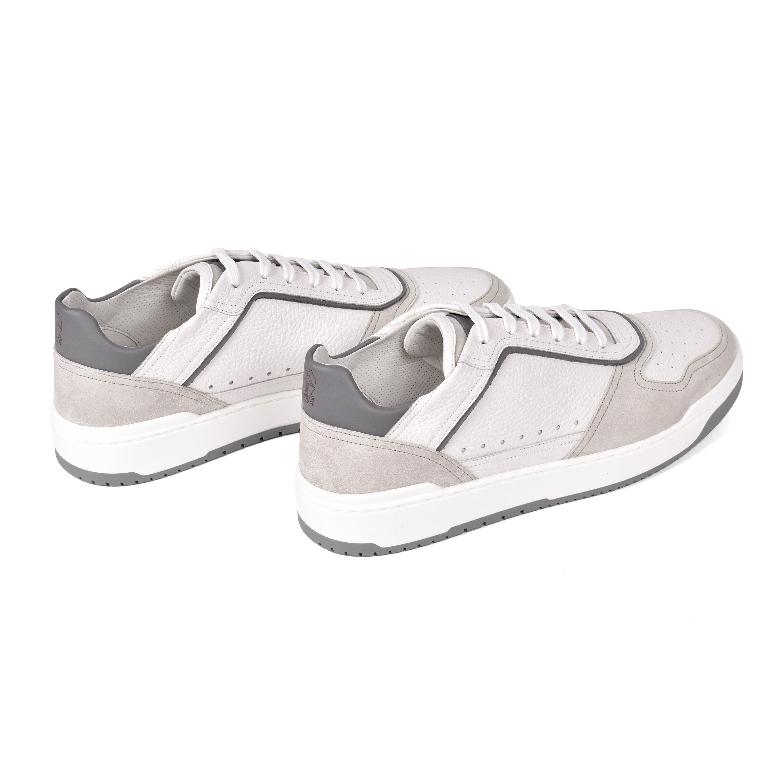 BRUNELLO CUCINELLI MEN'S LIGHT GREY LEATHER SNEAKERS