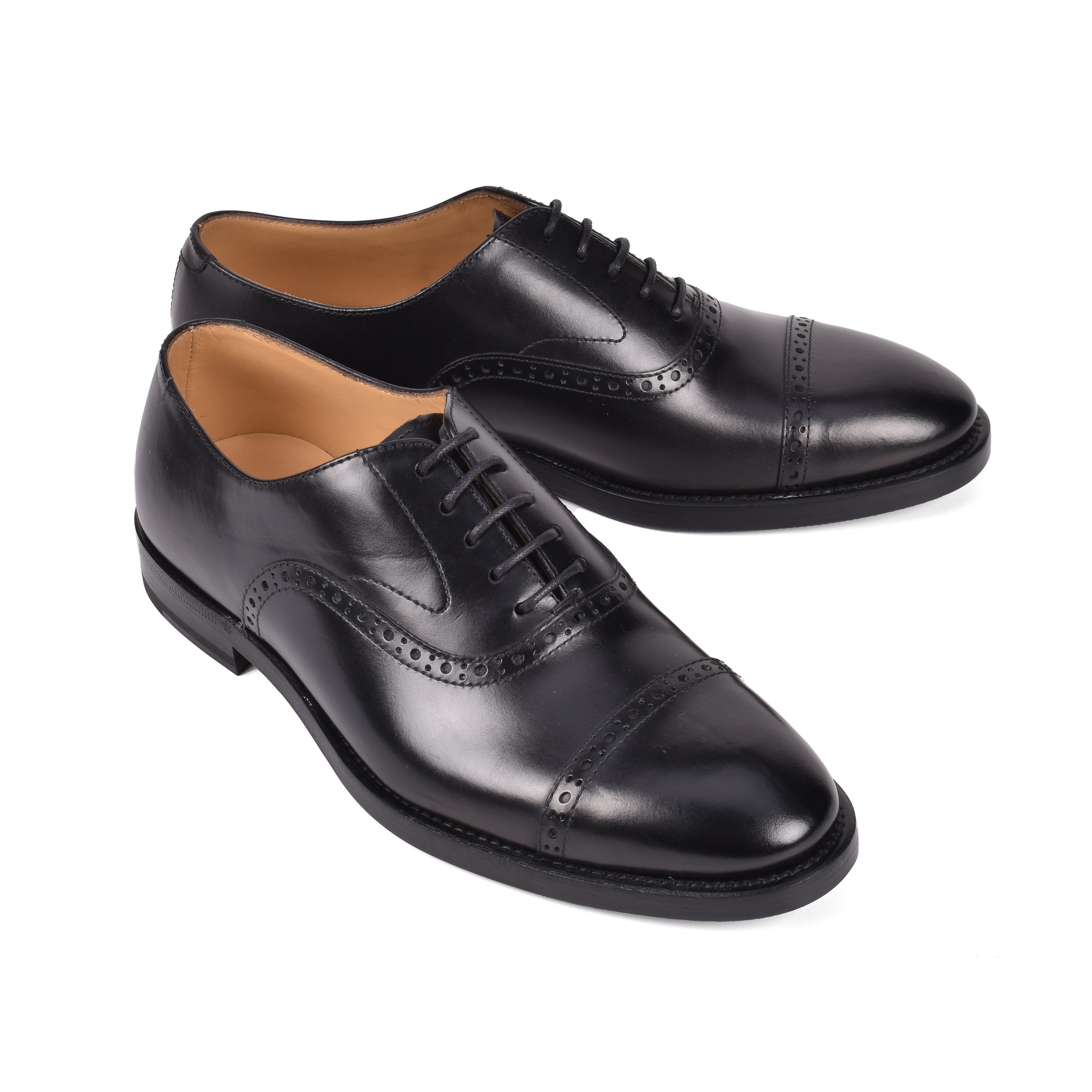 BRUNELLO CUCINELLI MEN'S BLACK LEATHER BROGUE SHOES