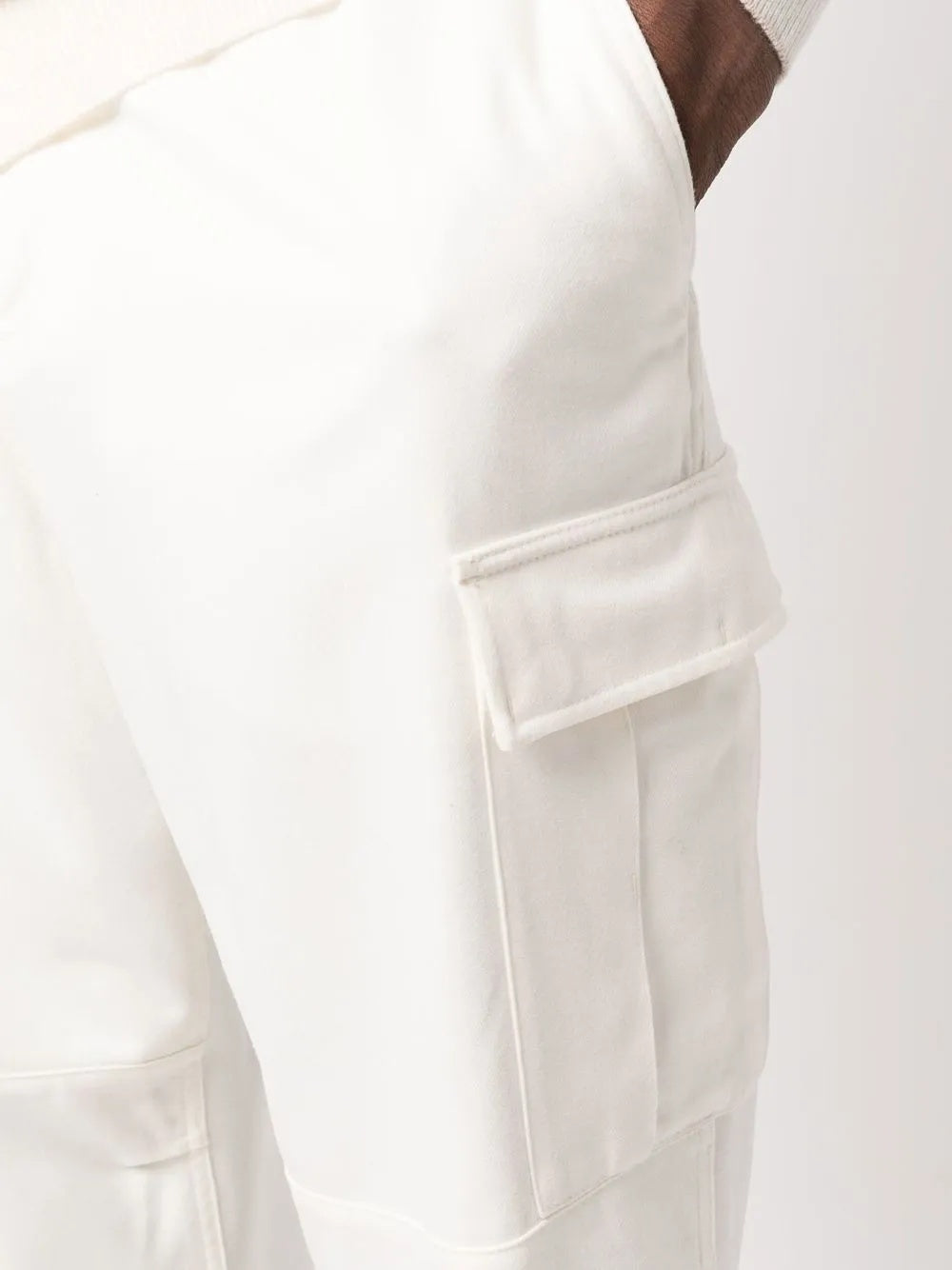 BRUNELLO CUCINELLI MEN'S CREAM CARGO TROUSERS WITH CUFFS
