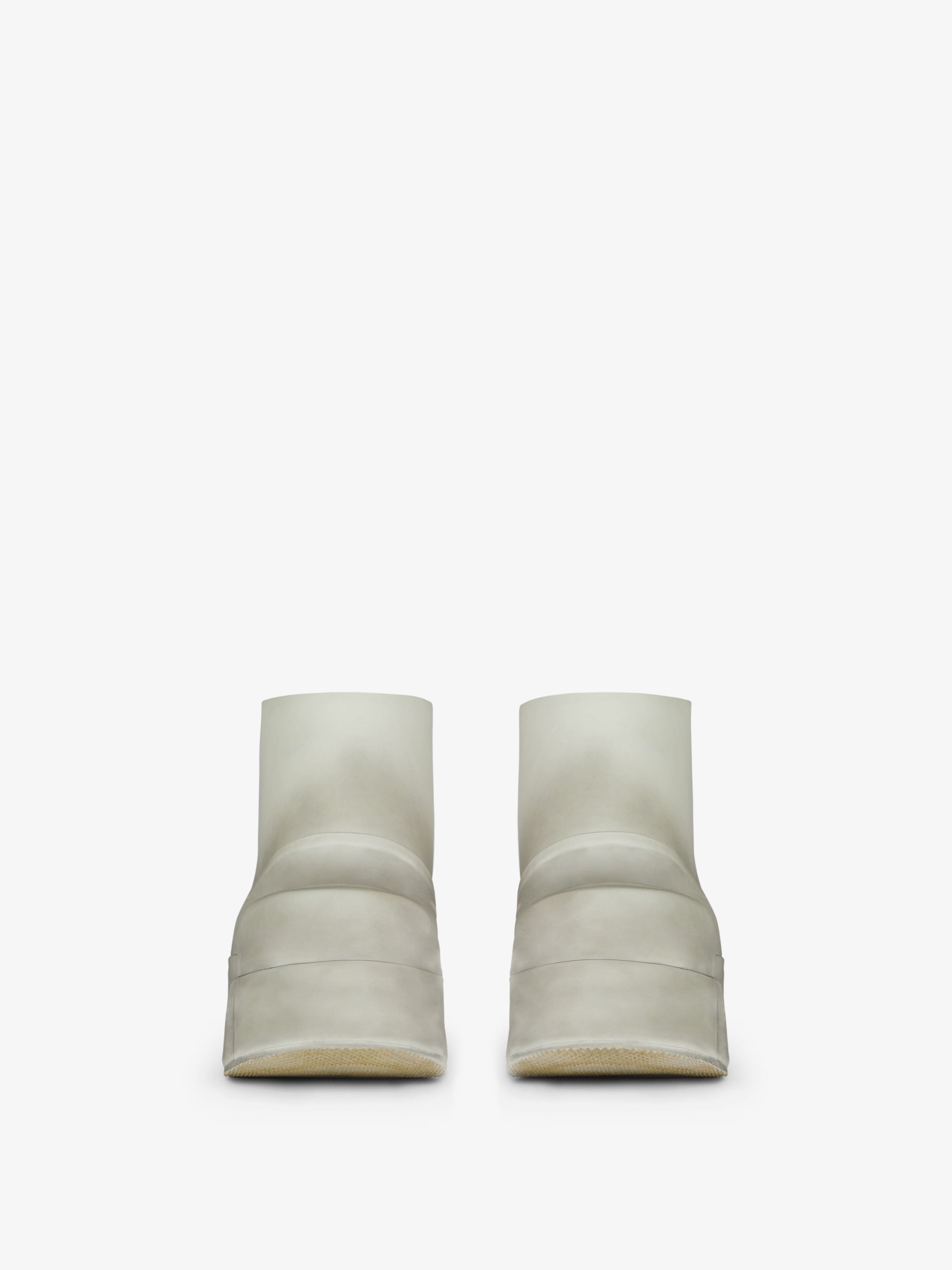 GIVENCHY MEN'S SHOW ANKLE RAINBOOT NWT