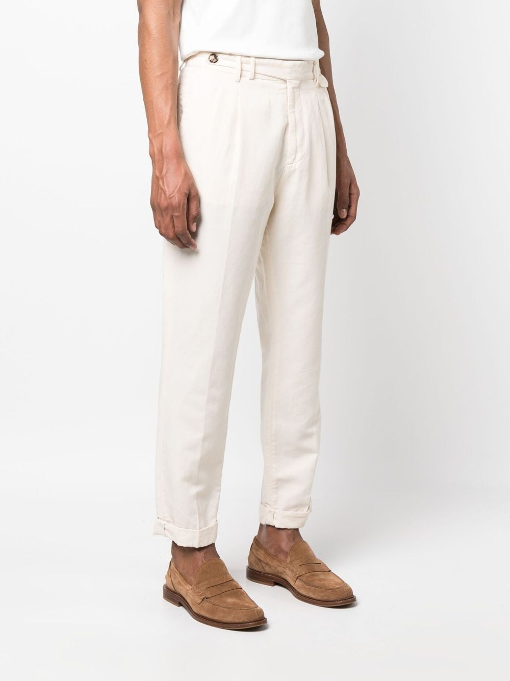 BRUNELLO CUCINELLI MEN'S OFF-WHITE PLEATED TROUSERS WITH CUFFS
