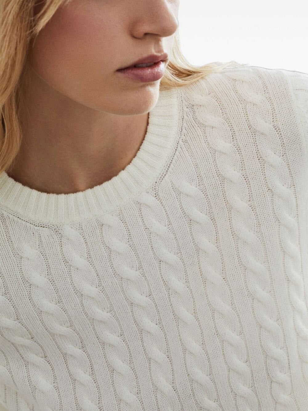 BRUNELLO CUCINELLI WOMEN'S IVORY CABLE KNIT SWEATER