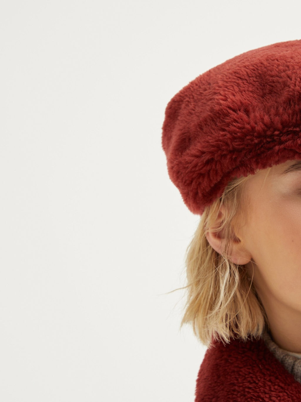 BRUNELLO CUCINELLI WOMEN'S RED FAUX FUR HAT