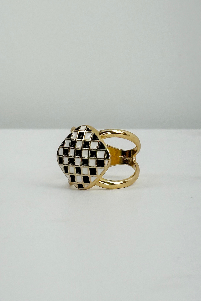 Max Simple Checkerboard Scarf Ring Black