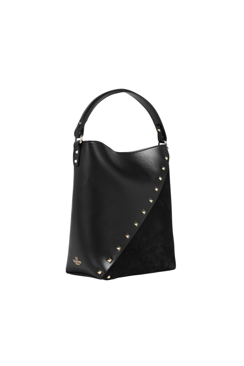 Valentino Garavani Rockstud Wispy Bucket Bag In Black