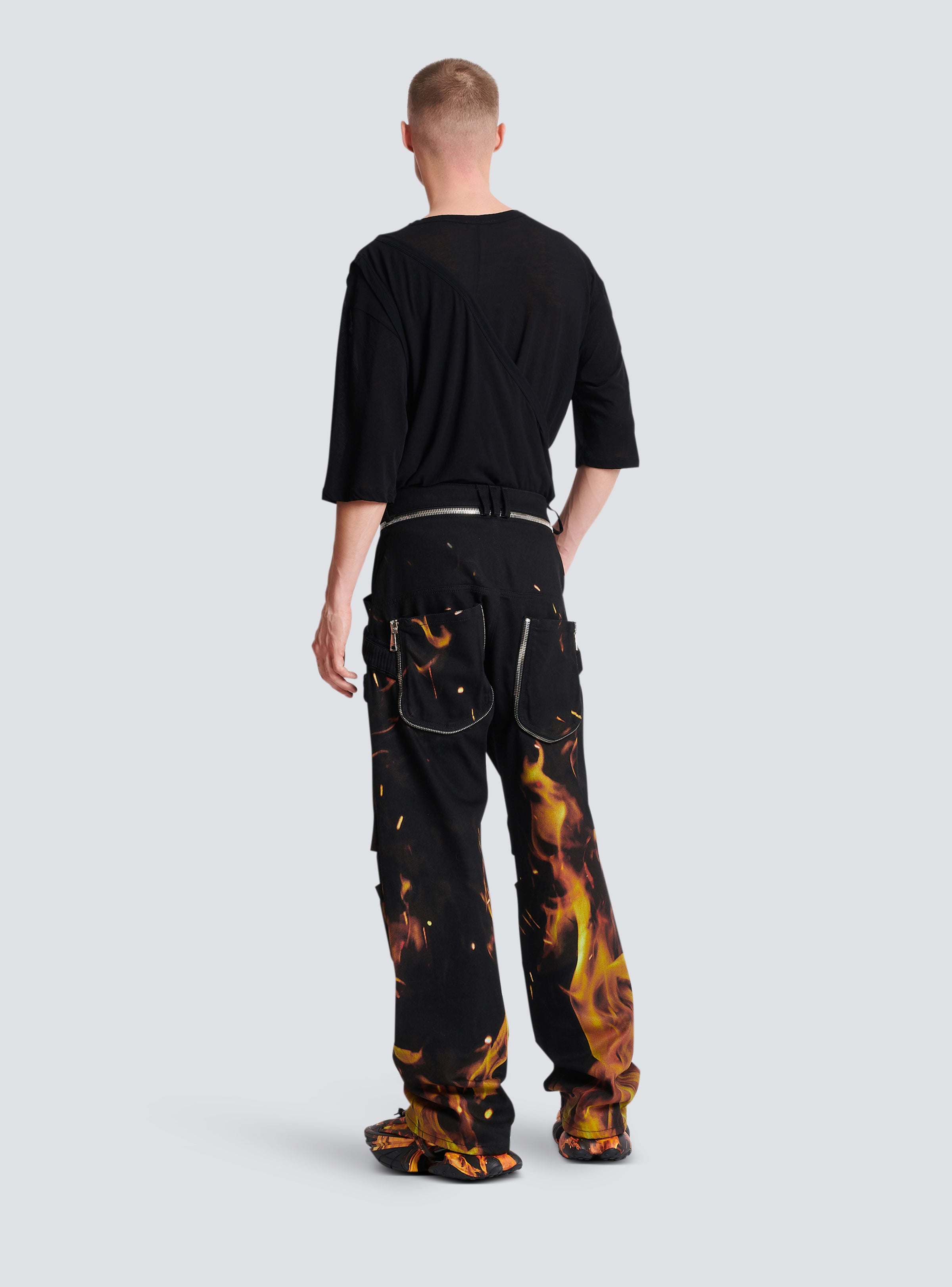 BALMAIN MEN'S KNEEPATCH FIRE PRINTED LOOSE DENIM PANTS NWT
