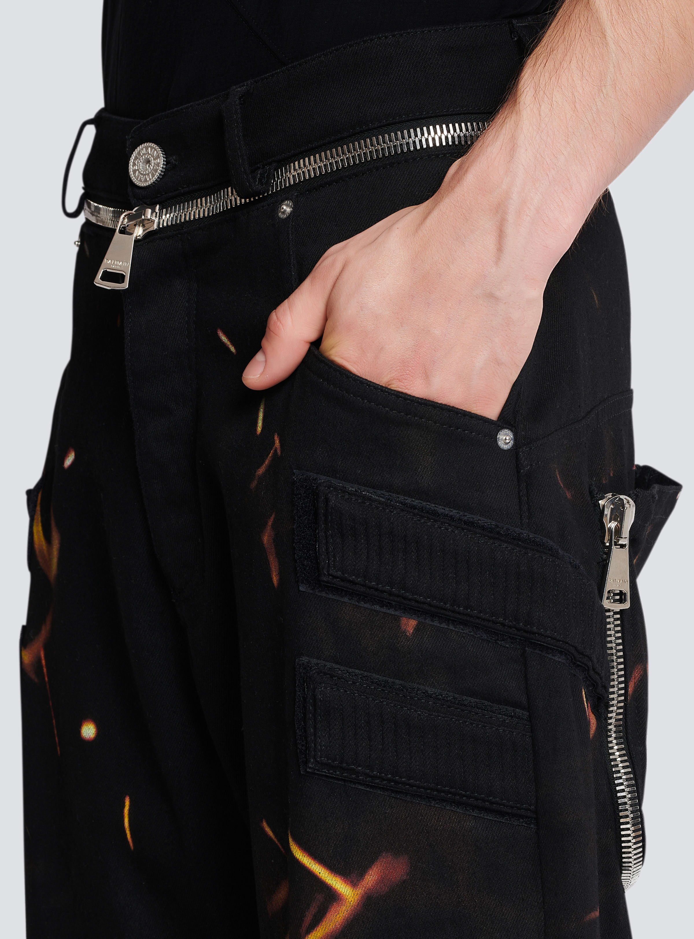 BALMAIN MEN'S KNEEPATCH FIRE PRINTED LOOSE DENIM PANTS NWT