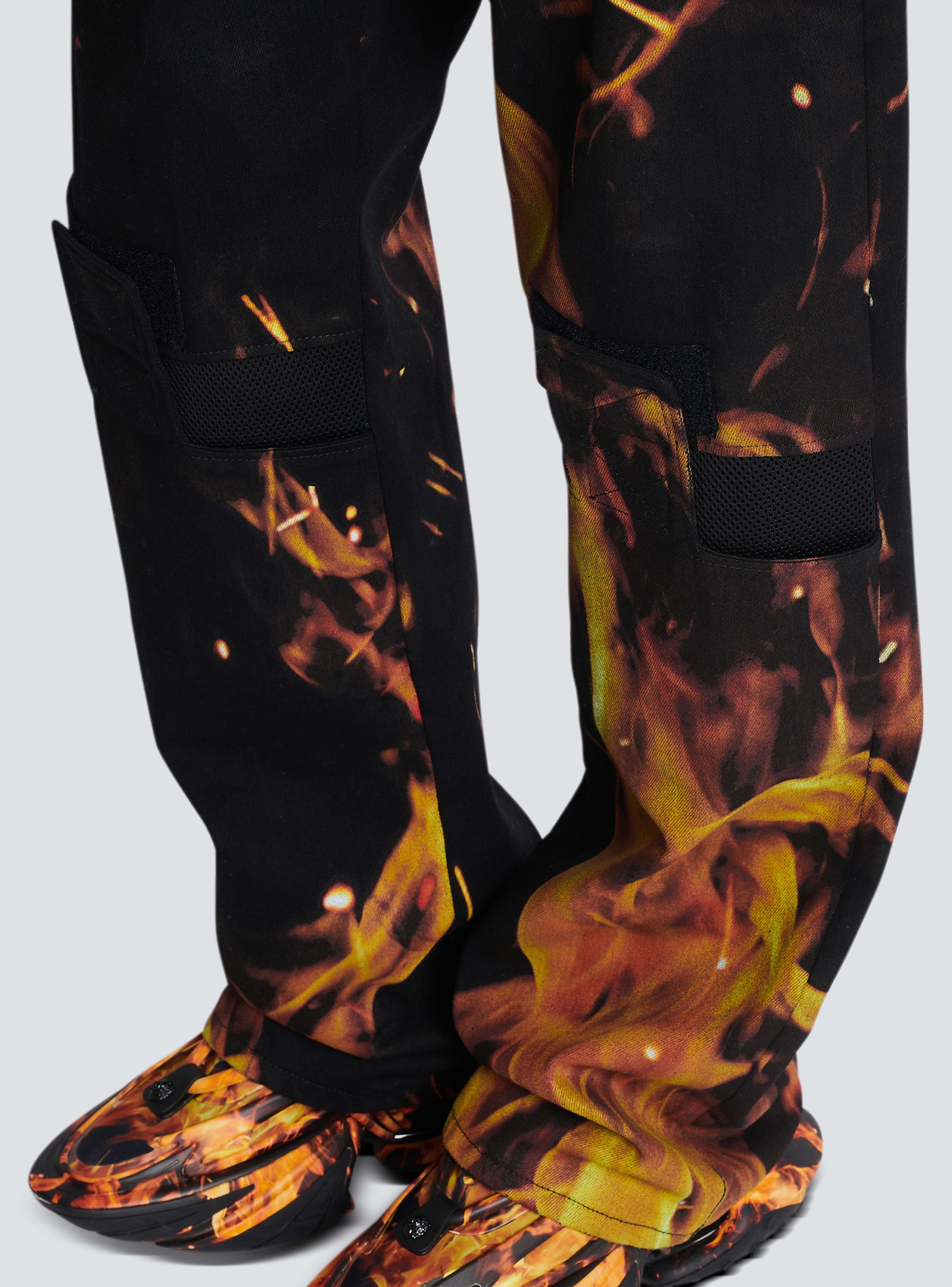 BALMAIN MEN'S KNEEPATCH FIRE PRINTED LOOSE DENIM PANTS NWT