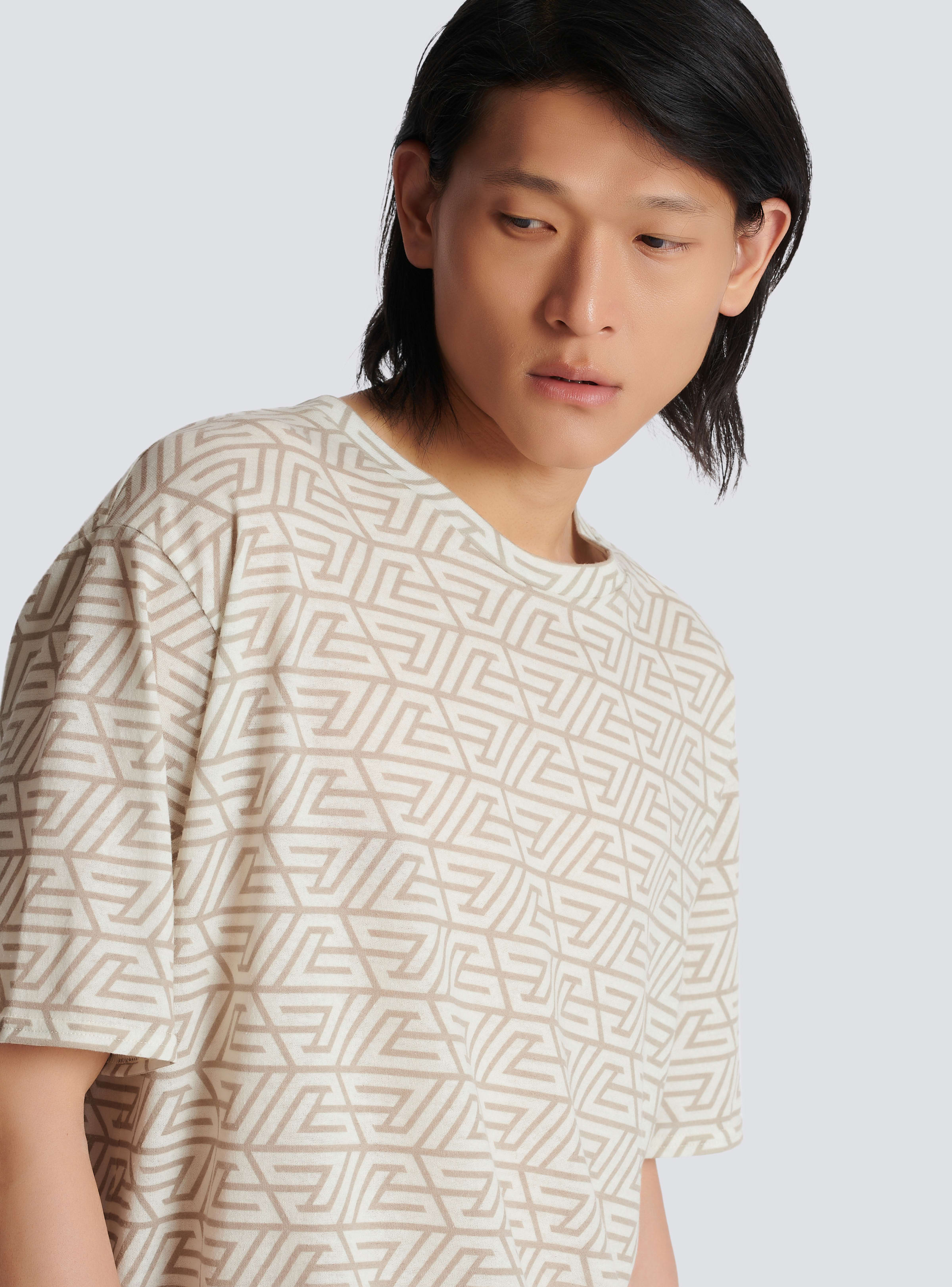 BALMAIN MEN'S PYRAMID MONOGRAM T-SHIRT- BULKY FIT NWT