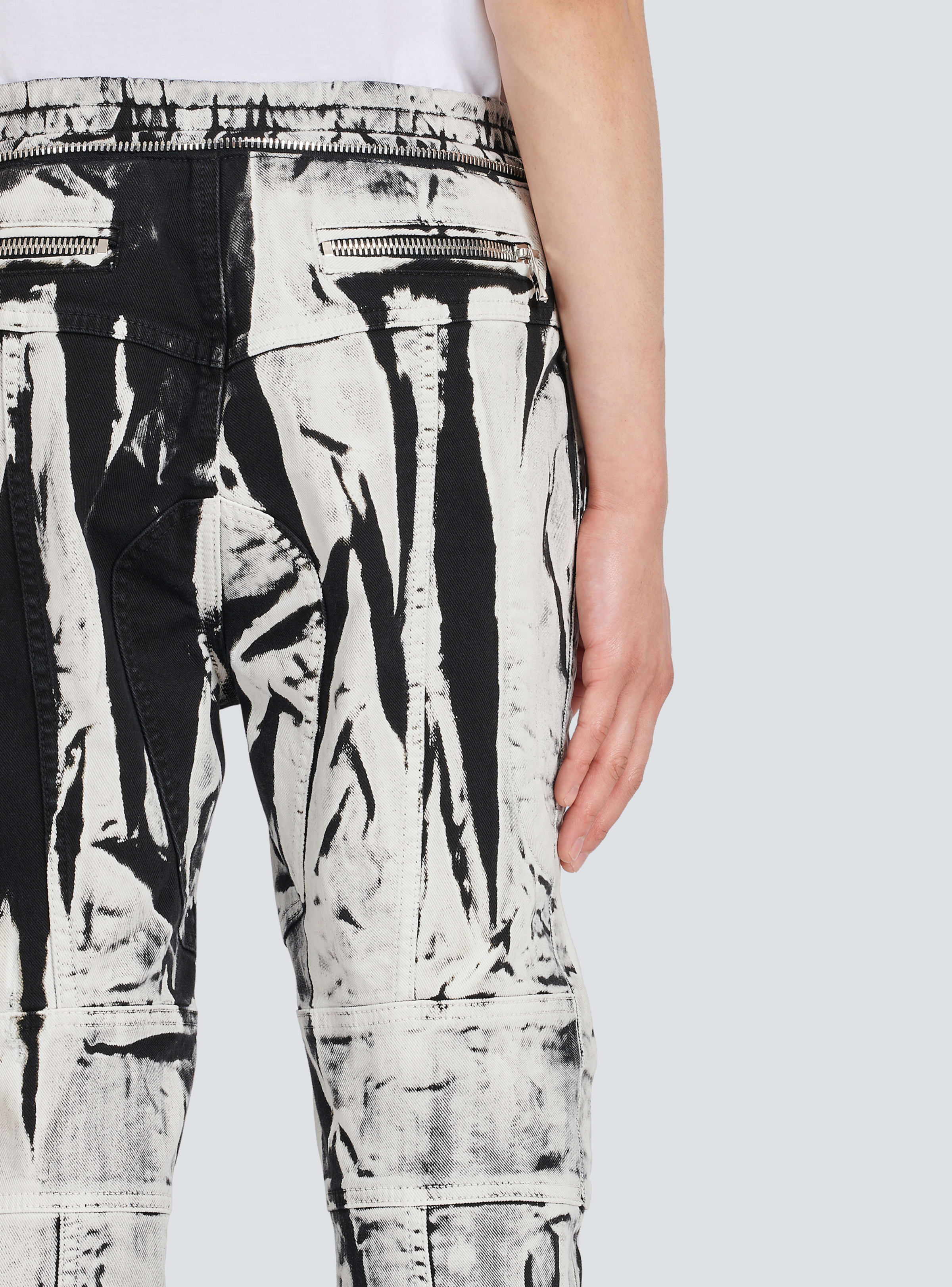 BALMAIN MEN'S KNEE-PADS B&W PRINTED RIDER JEANS NWT