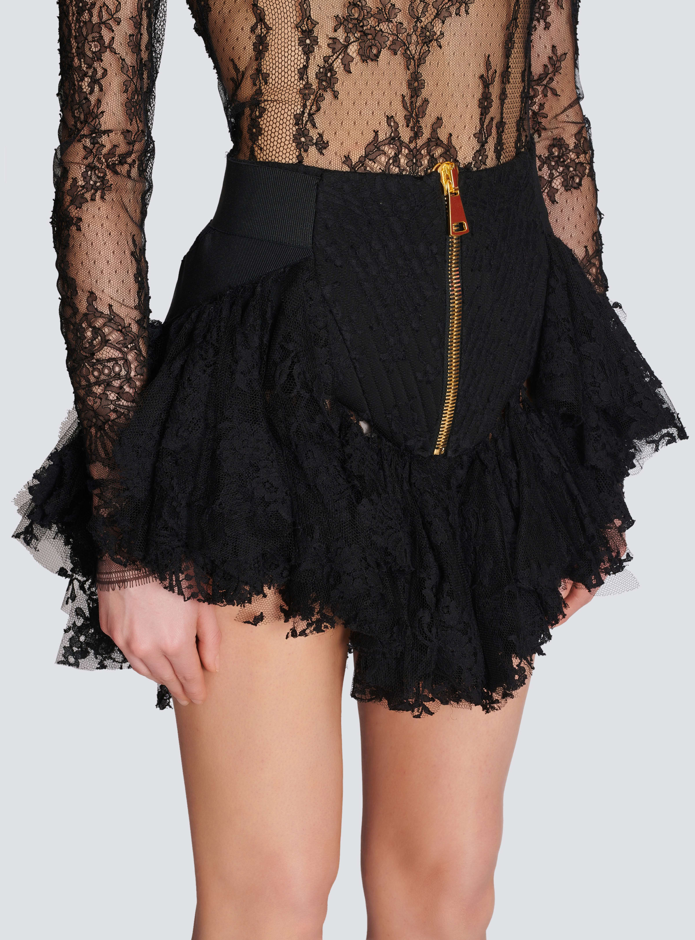 BALMAIN WOMEN'S SHORT ZIPPED SKIRT WITH LACE RUFFLES NWT