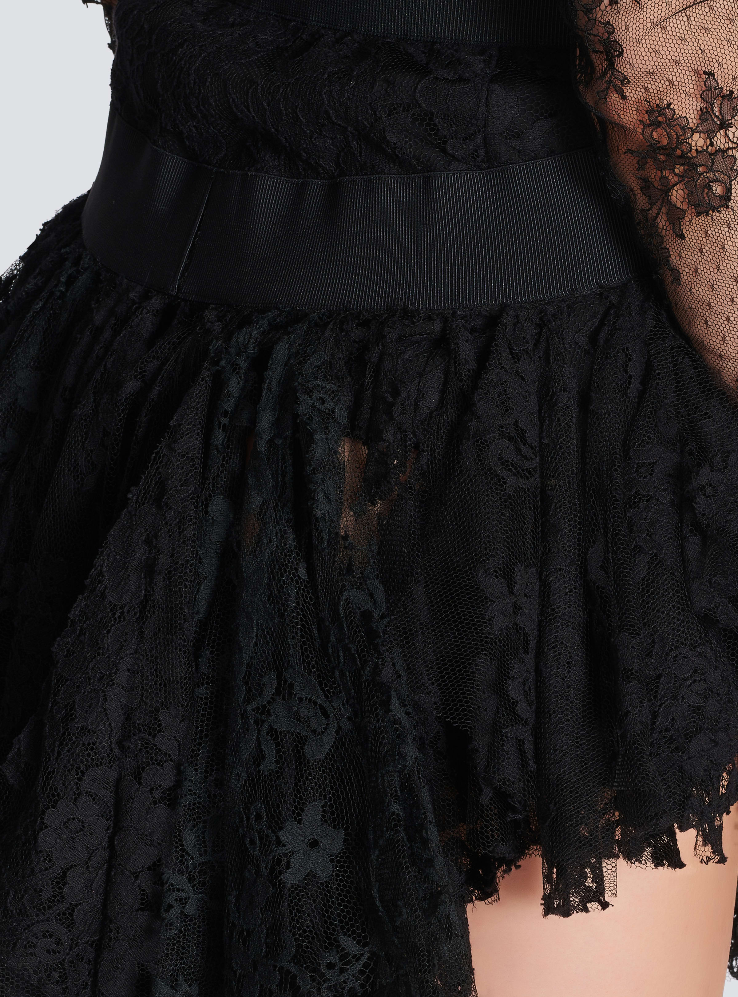 BALMAIN WOMEN'S SHORT ZIPPED SKIRT WITH LACE RUFFLES NWT