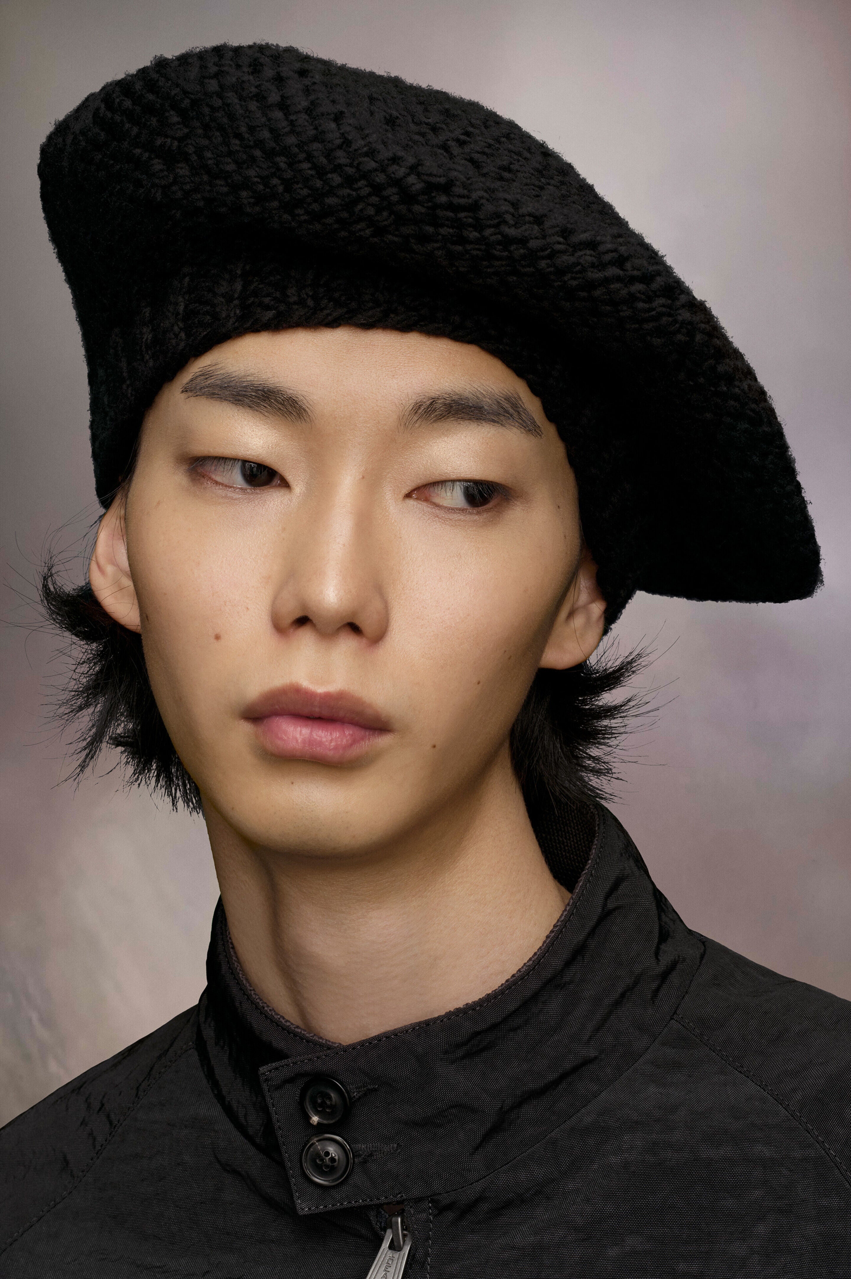 MAISON MARGIELA MEN'S BLACK KNITTED BERET