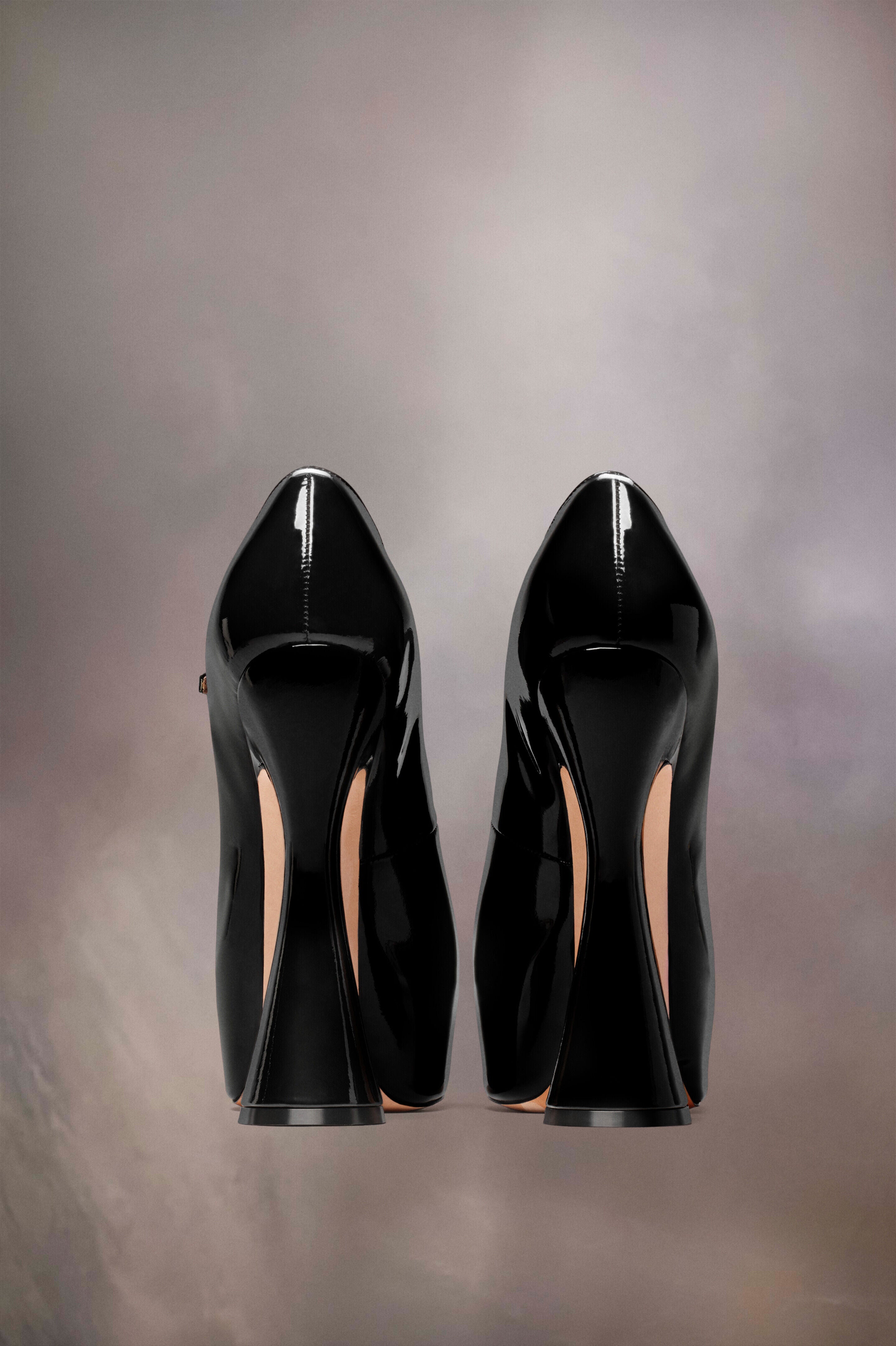 MAISON MARGIELA WOMEN'S SHOE NWT