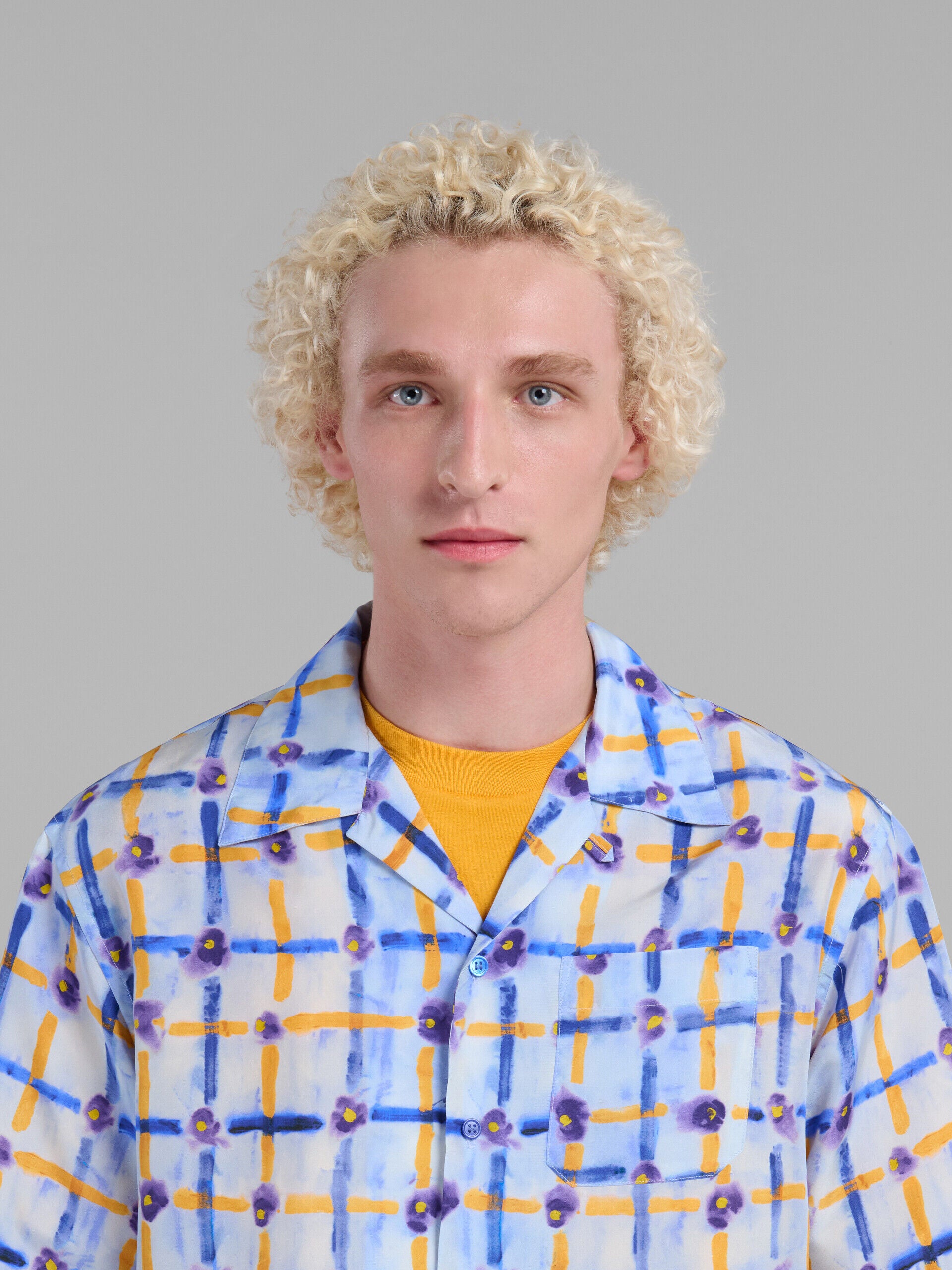 MARNI MEN'S LIGHT BLUE PATTERNED SHORT-SLEEVE SHIRT
