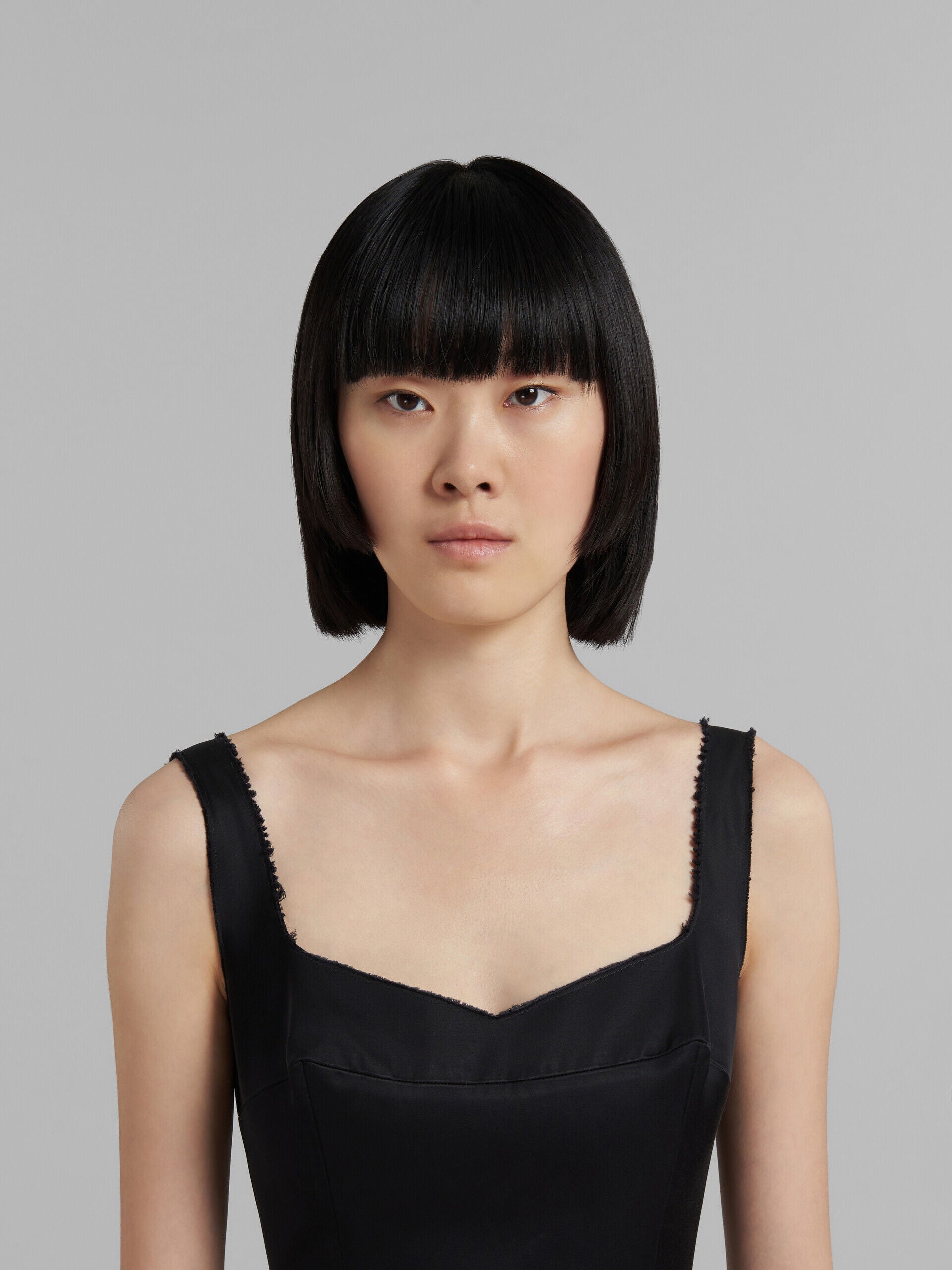 MARNI WOMEN'S BLACK FITTED DRESS WITH FLOUNCE HEM
