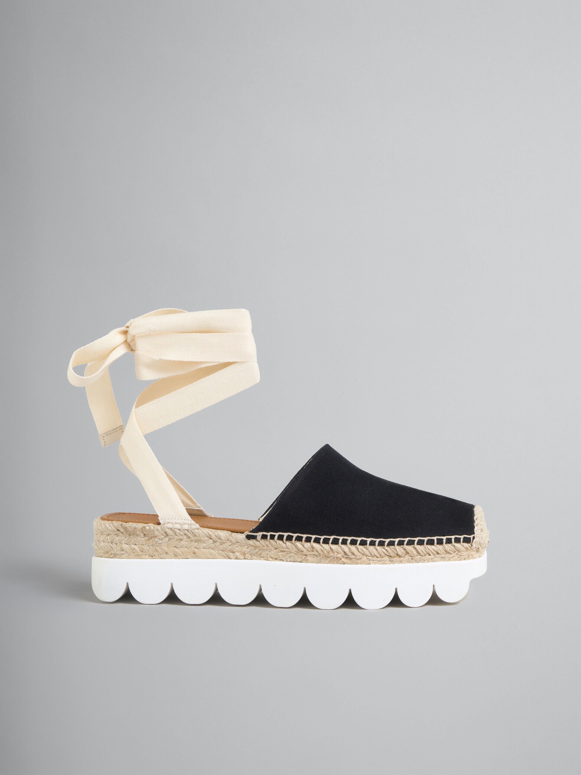 MARNI WOMEN'S BLACK CANVAS ESPADRILLE SHOES