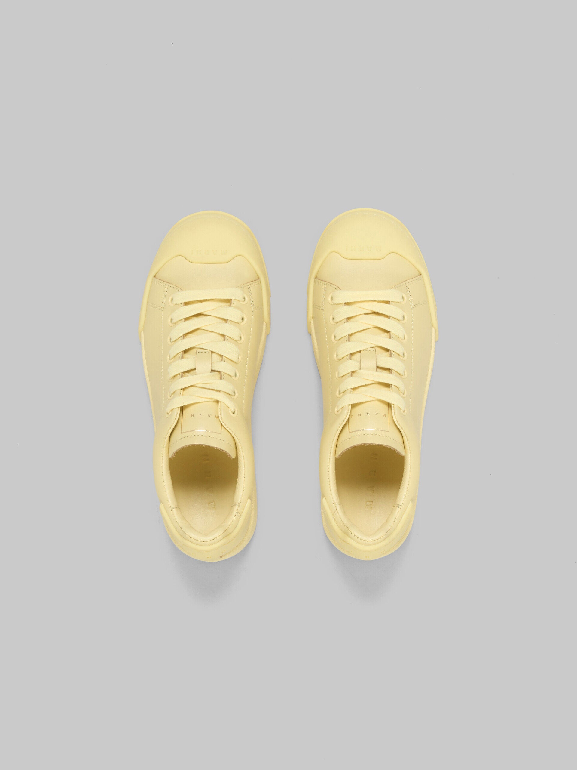 MARNI WOMEN'S LIGHT YELLOW LEATHER SNEAKERS