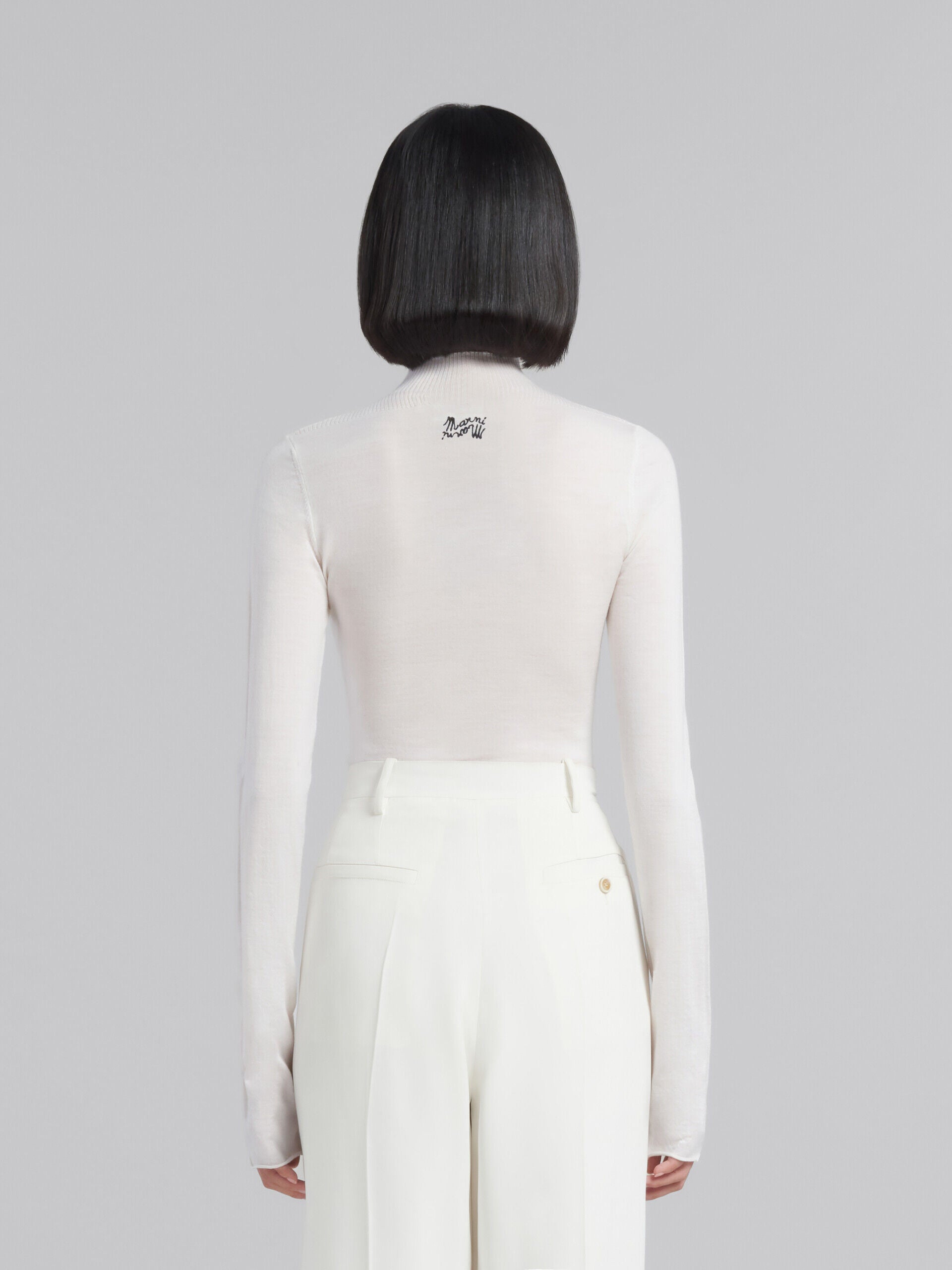 MARNI WOMEN'S LILY WHITE FITTED TURTLENECK SWEATER