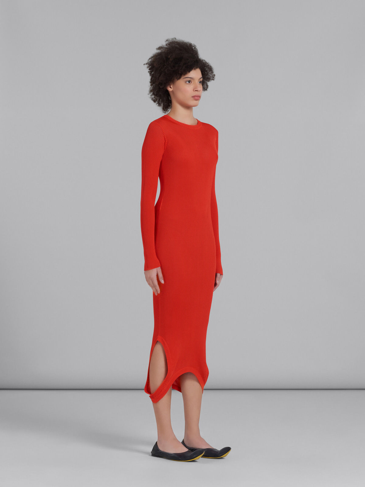 MARNI WOMEN'S RED RIBBED LONG SWEATER DRESS