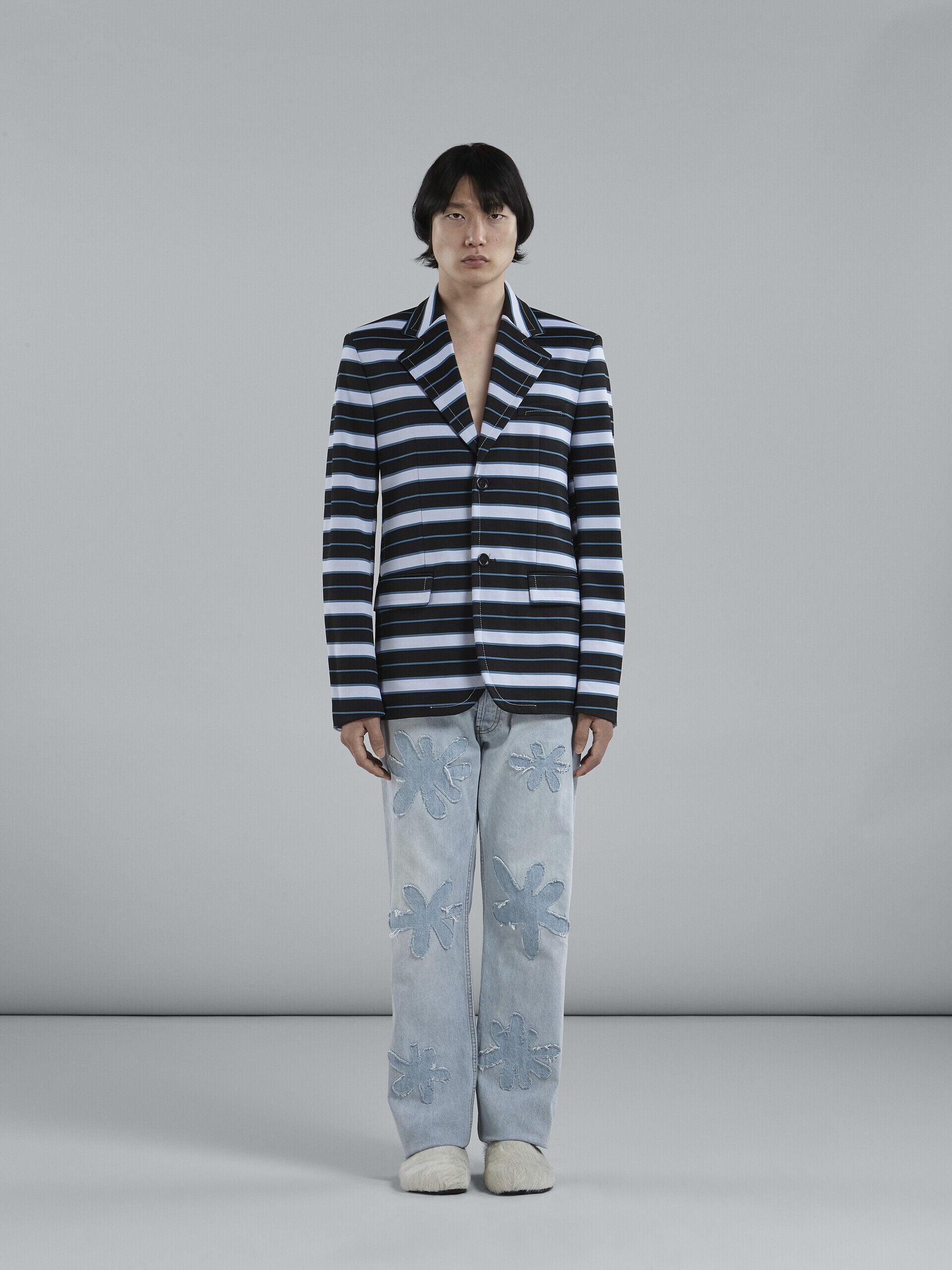 MARNI MEN'S BLACK AND BLUE STRIPED BLAZER