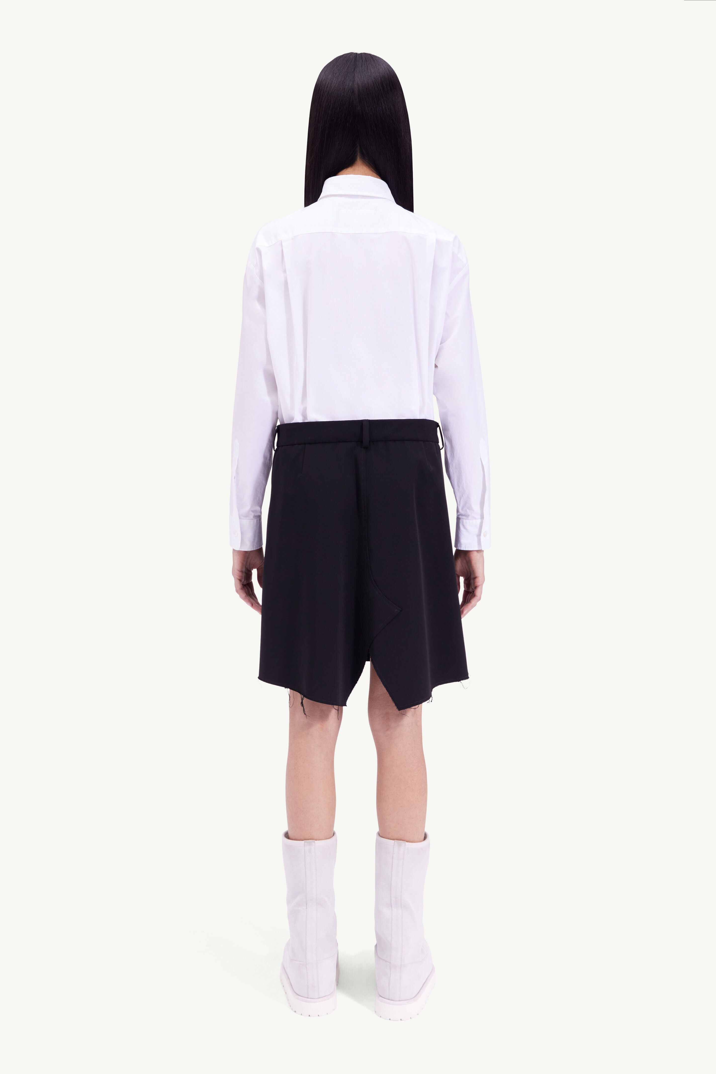 MAISON MARGIELA WOMEN'S WHITE SHIRT AND BLACK SHORTS ENSEMBLE