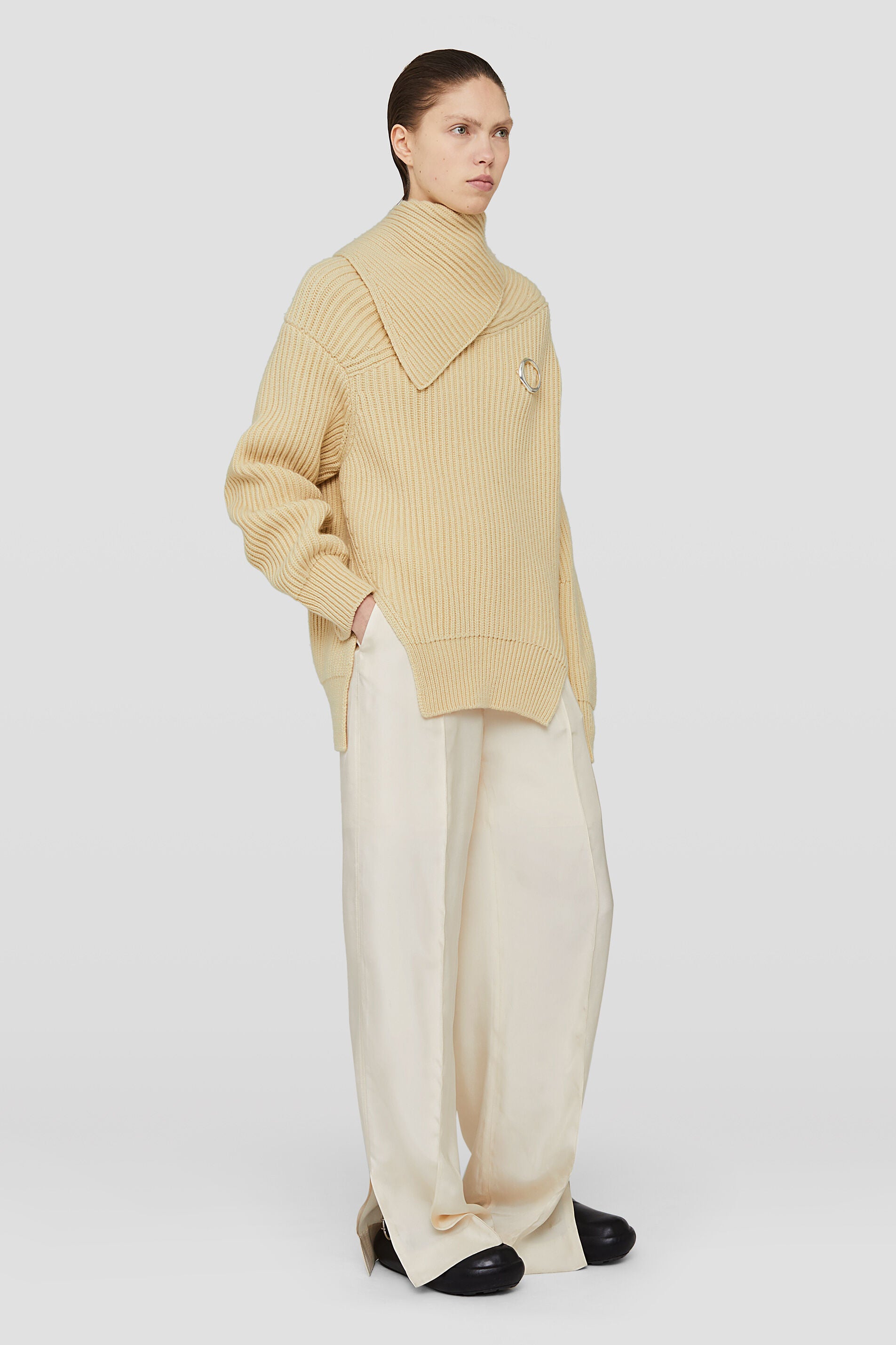 JIL SANDER WOMEN'S LIGHT BEIGE WIDE TROUSERS