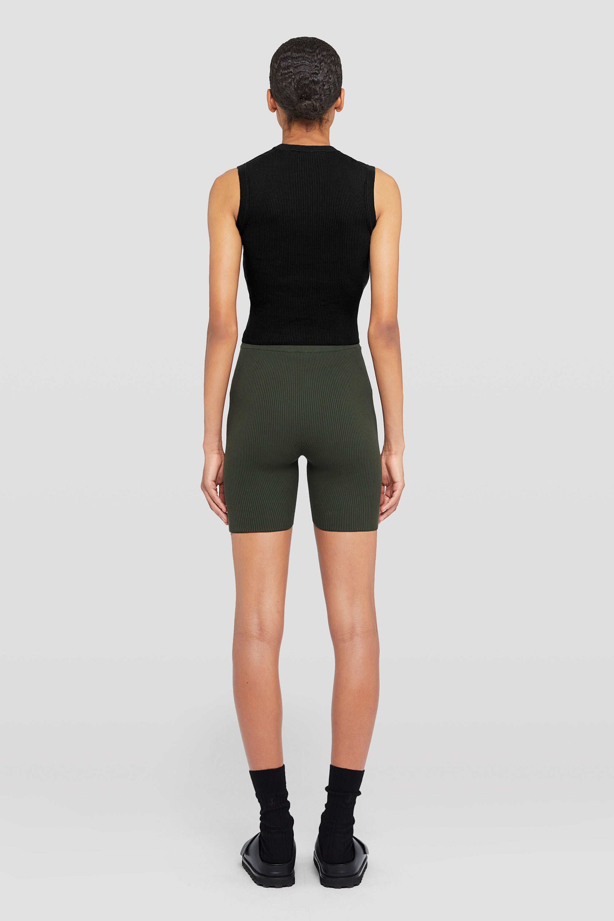 JIL SANDER WOMEN'S DARK GREEN RIBBED UTILITY SHORTS