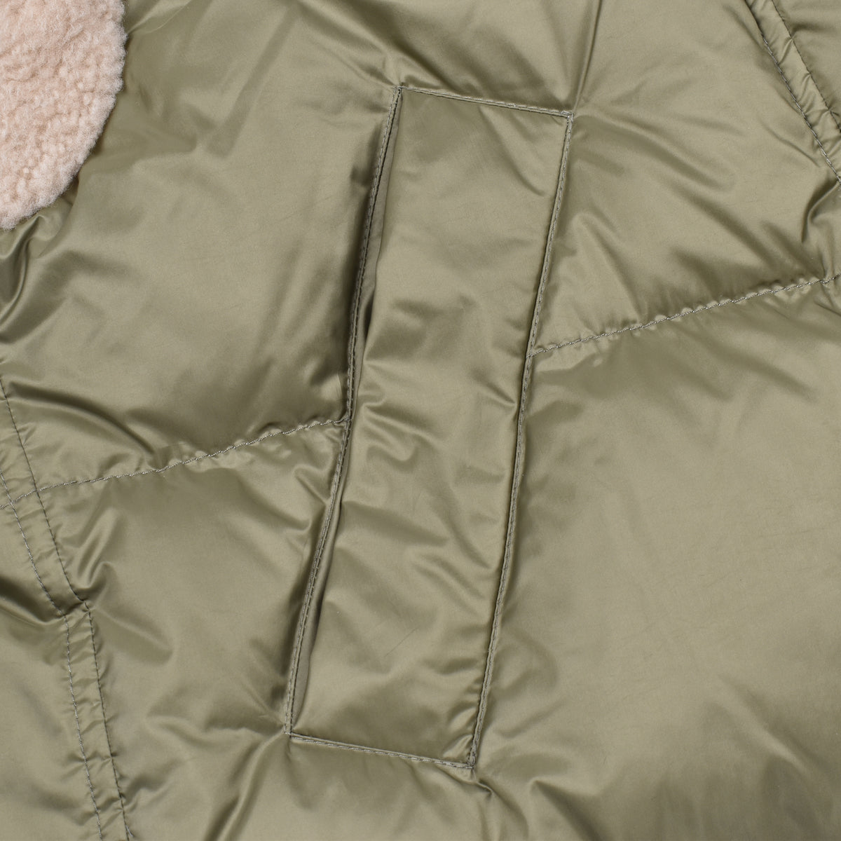 BRUNELLO CUCINELLI WOMEN'S PUMPKIN SEED QUILTED SHEARLING COLLAR PUFFER JACKET