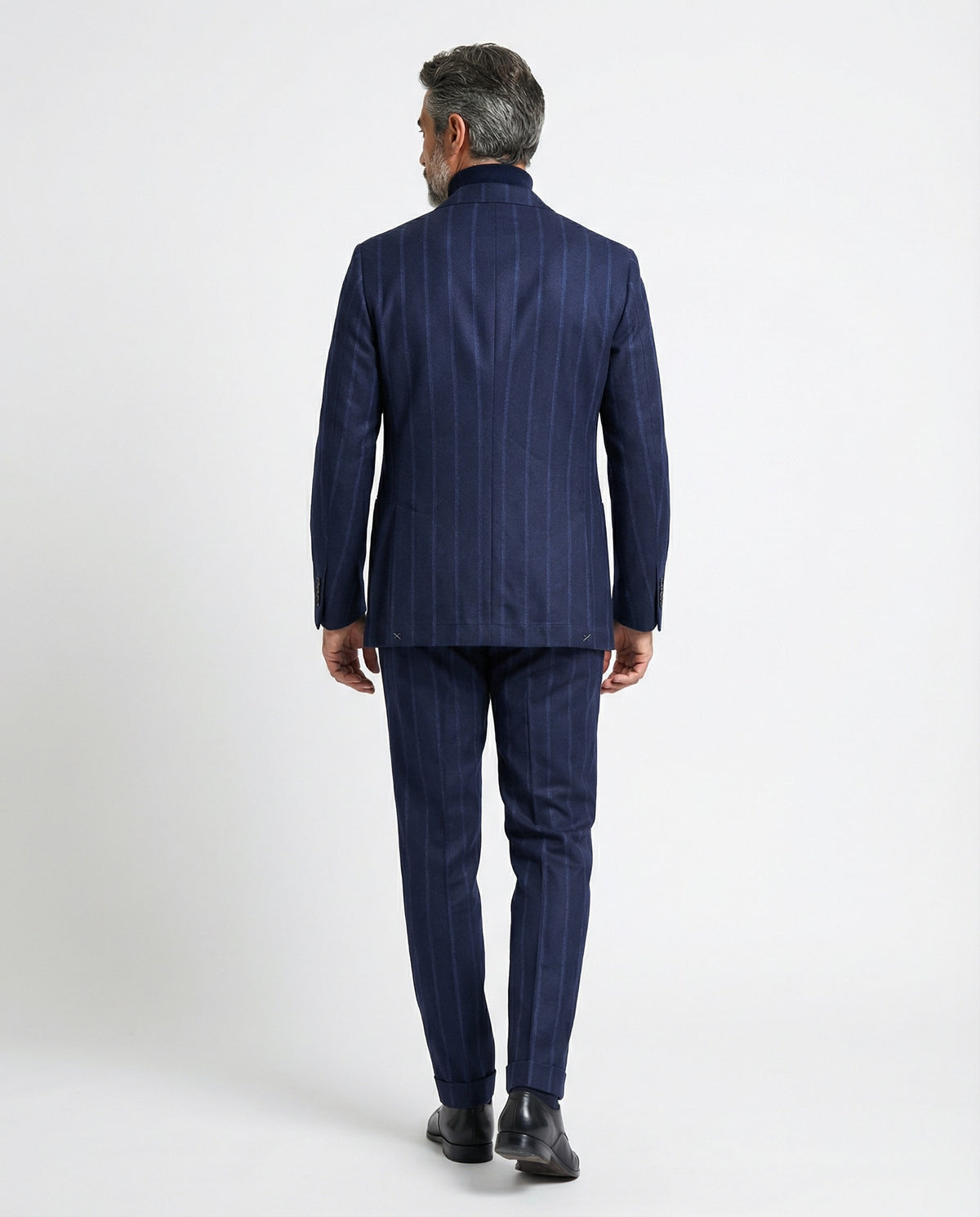 BRUNELLO CUCINELLI MEN'S BLUE WOOL STRIPED SUIT