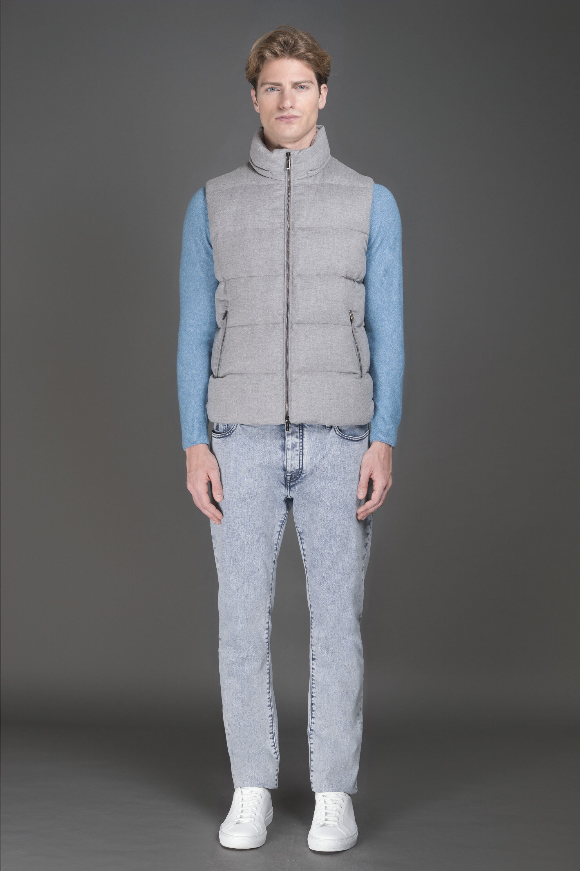 MOORER MEN'S LIGHT GREY PADDED VEST