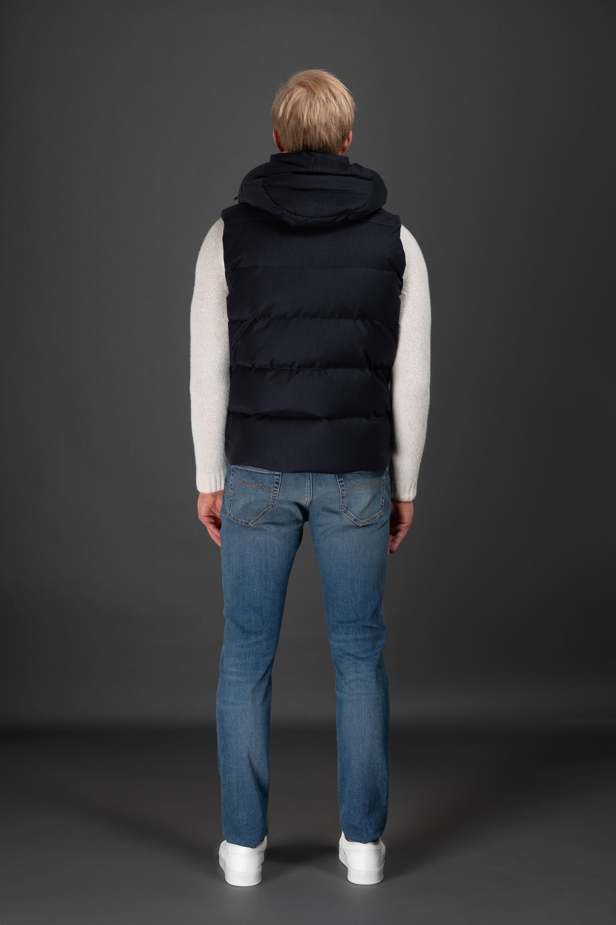 MOORER MEN'S NAVY PADDED HOODED VEST