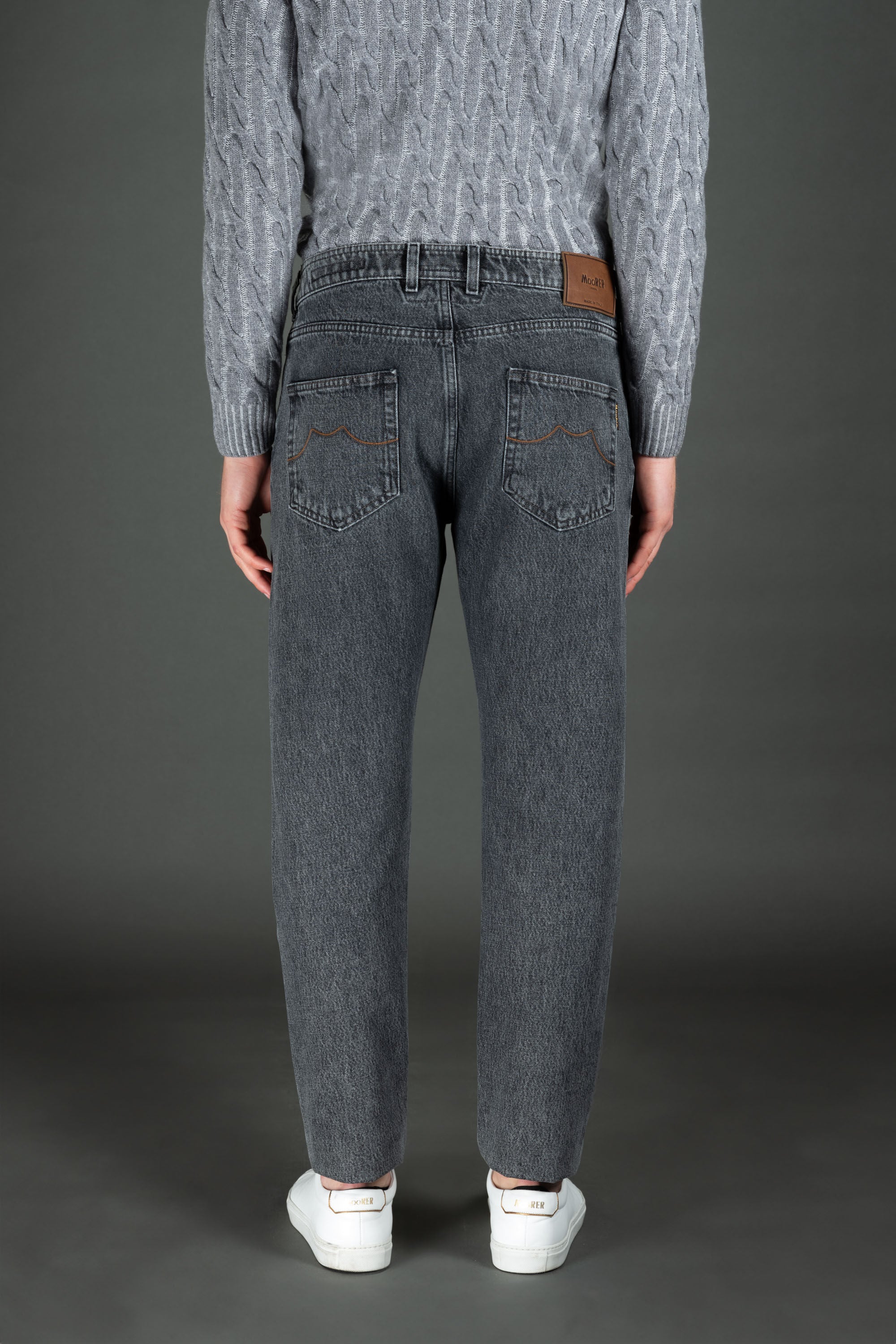 MOORER MEN'S GRAY STRAIGHT-LEG DENIM TROUSERS