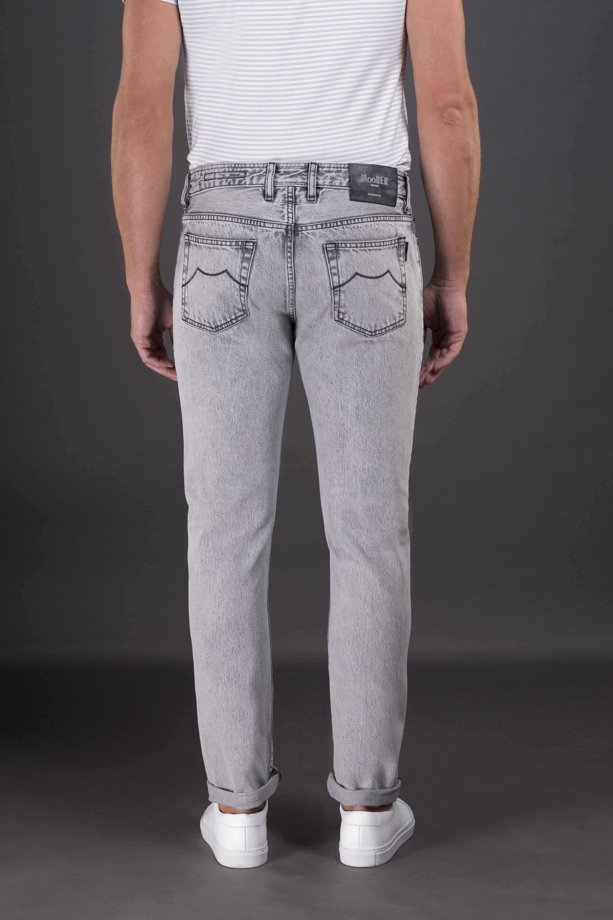 MOORER MEN'S SMOKE GRAY DENIM JEANS