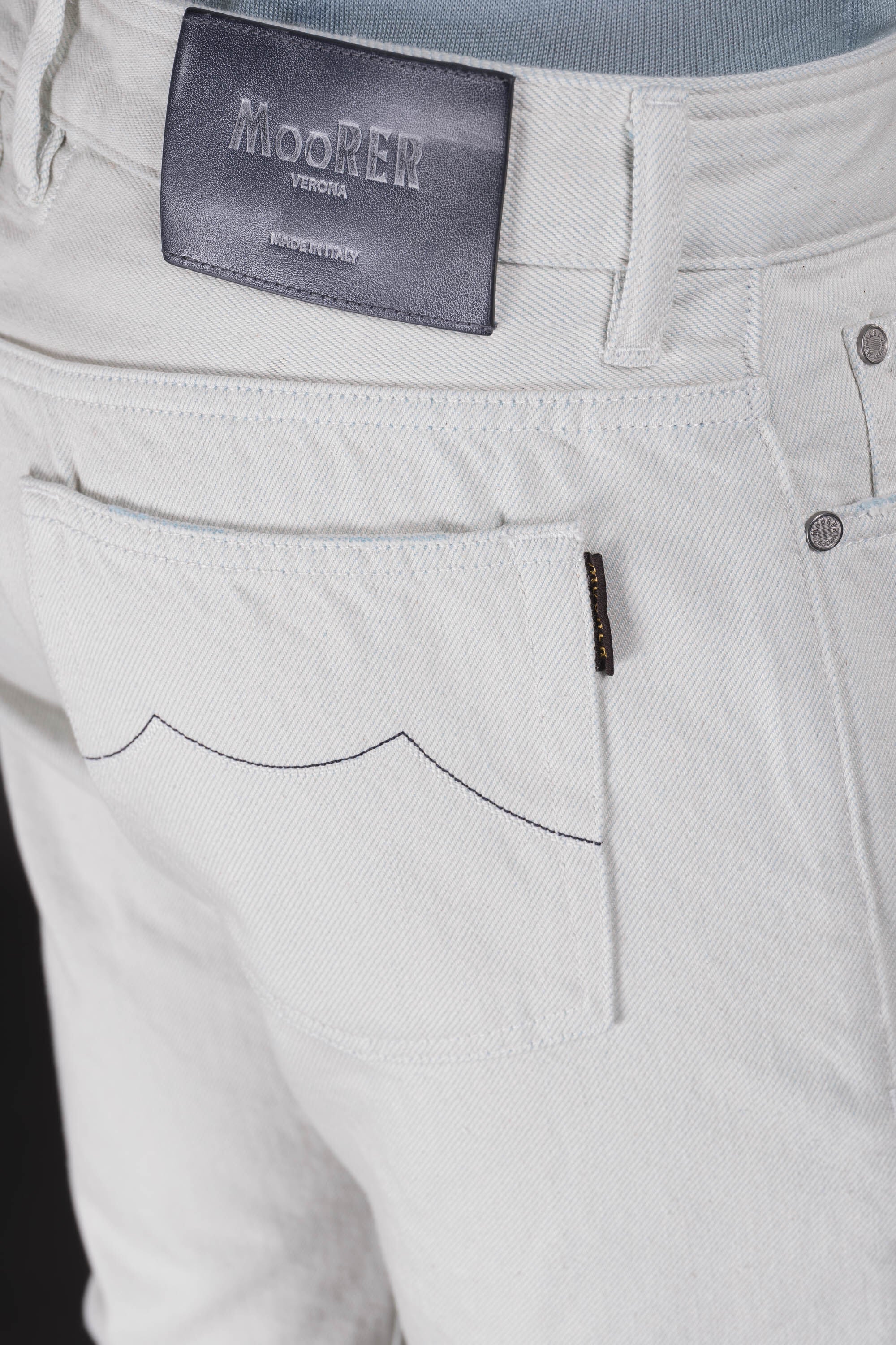 MOORER MEN'S SKY BLUE SLIM-FIT JEANS