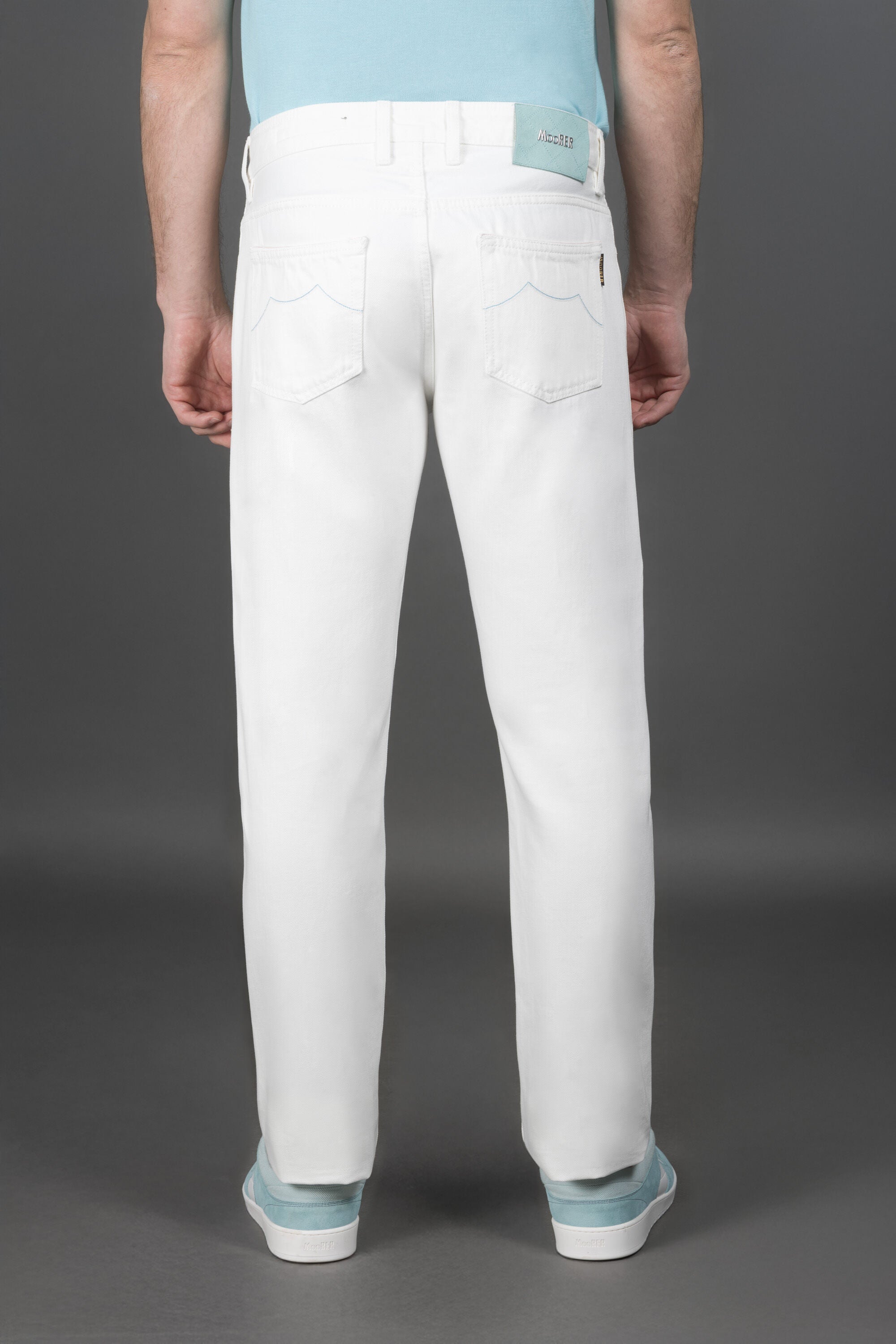 MOORER MEN'S WHITE SLIM FIT TROUSERS