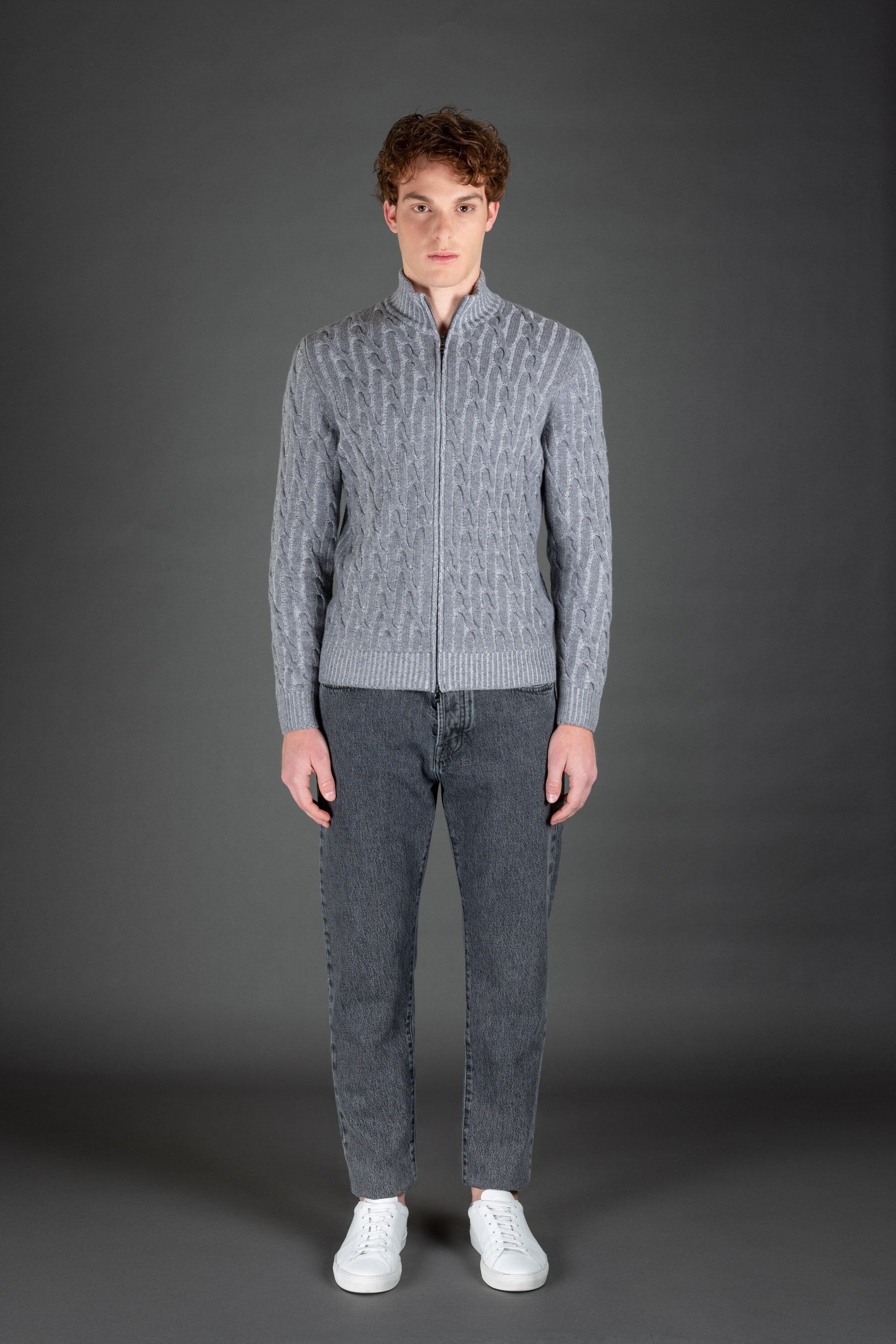 MOORER MEN'S LIGHT GREY CABLE KNIT SWEATER