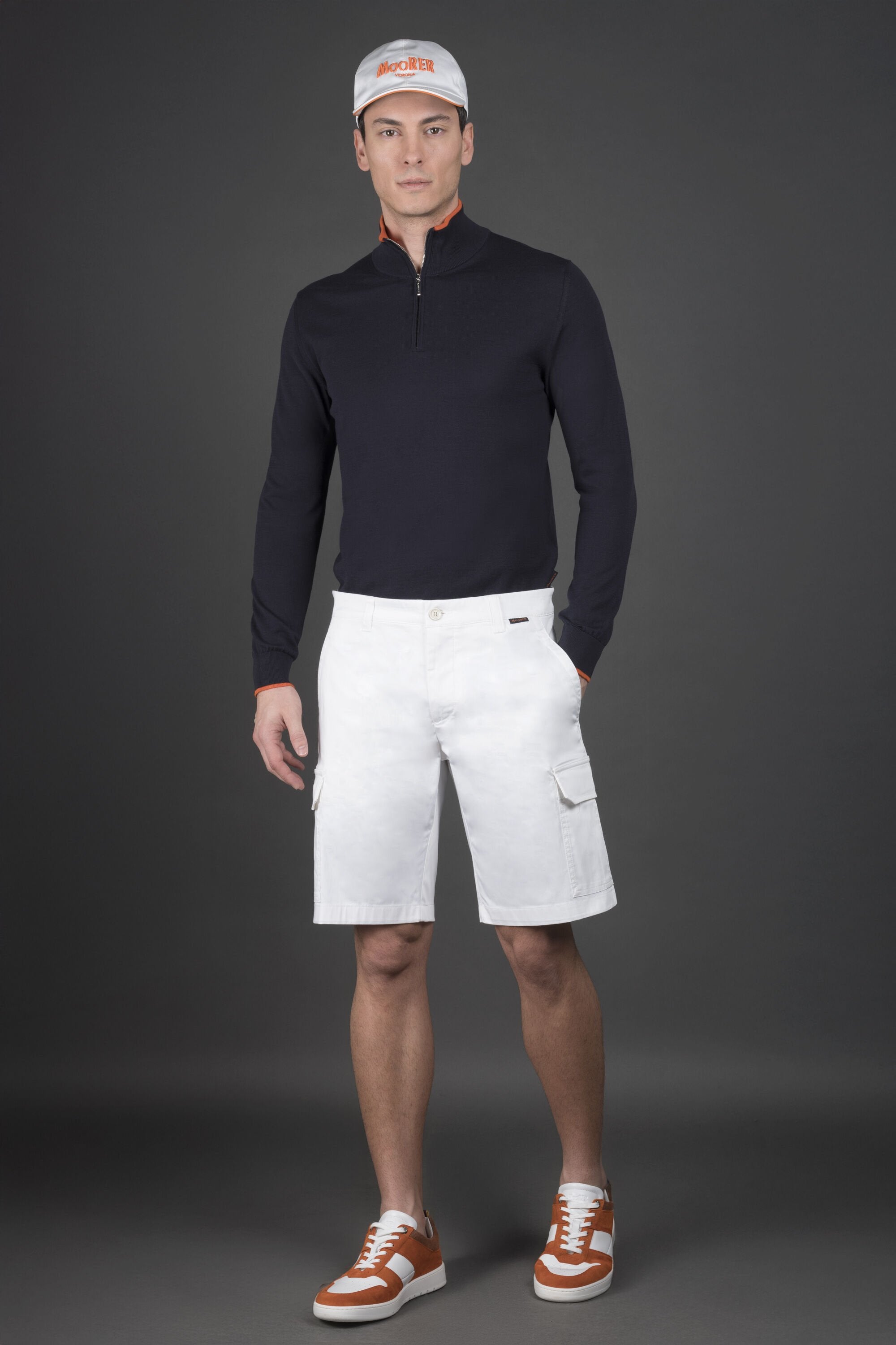 MOORER MEN'S NAVY HALF ZIP SWEATER